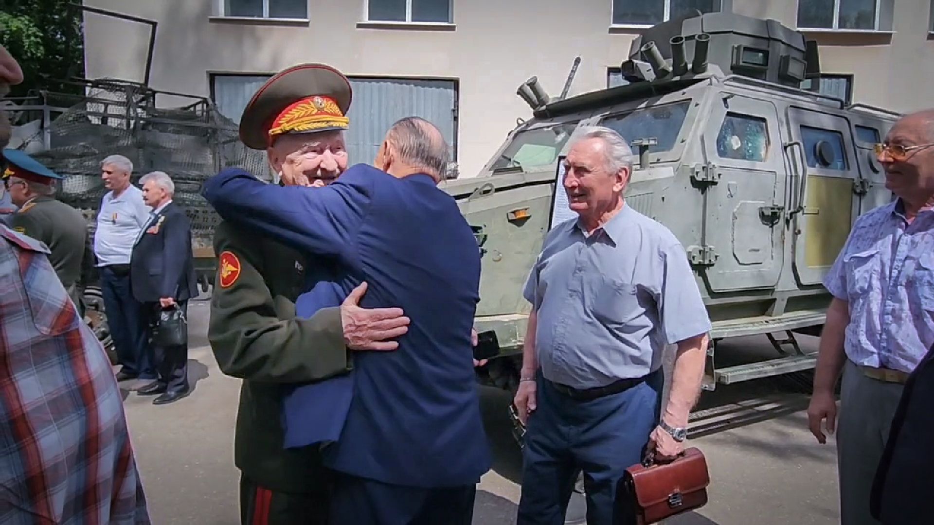 бронницы, 21 научно-исследовательский испытательный институт военной техники , юбилей военных автомобилистов,