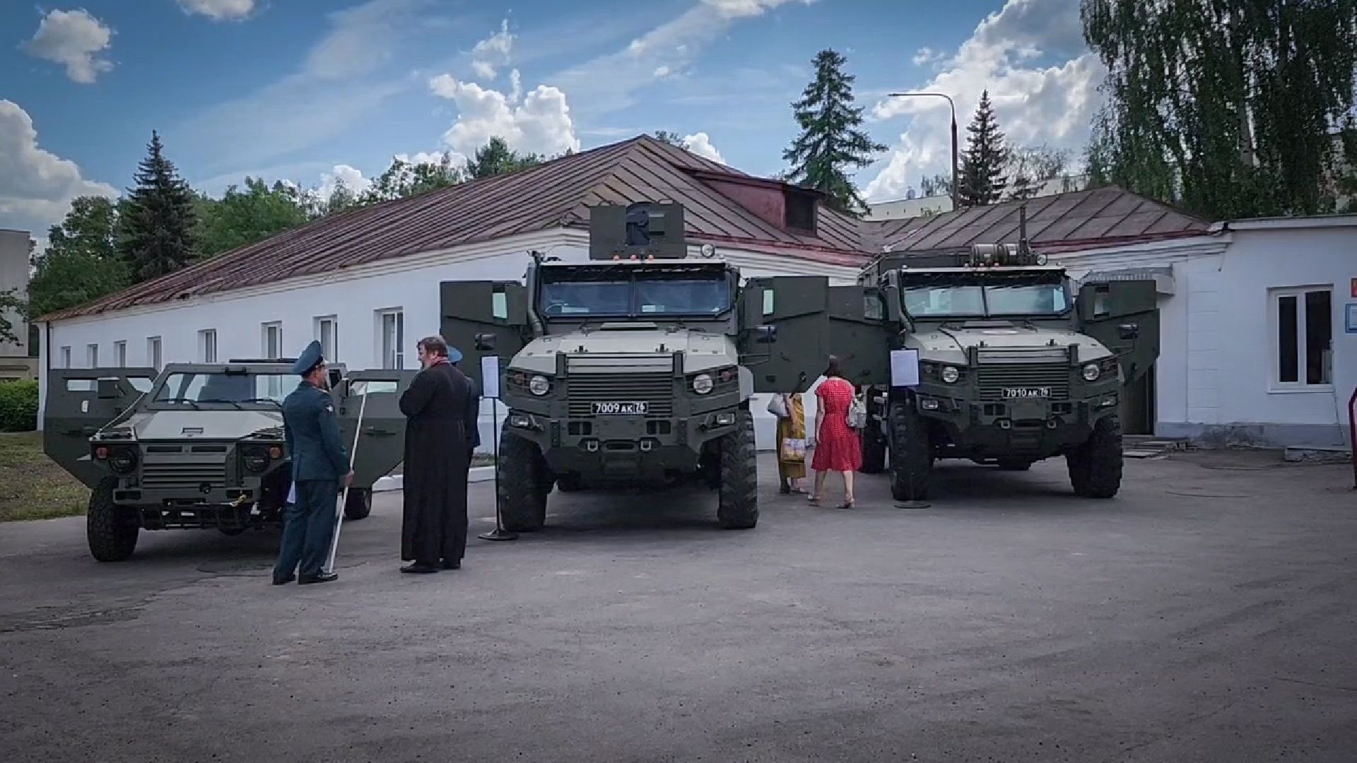 бронницы, 21 научно-исследовательский испытательный институт военной техники , юбилей военных автомобилистов,