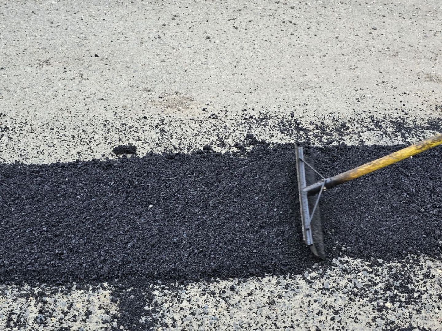 можайск, можайский муниципальный округ, подмосковье, дороги, ремонт дорог, ямочный ремонт,