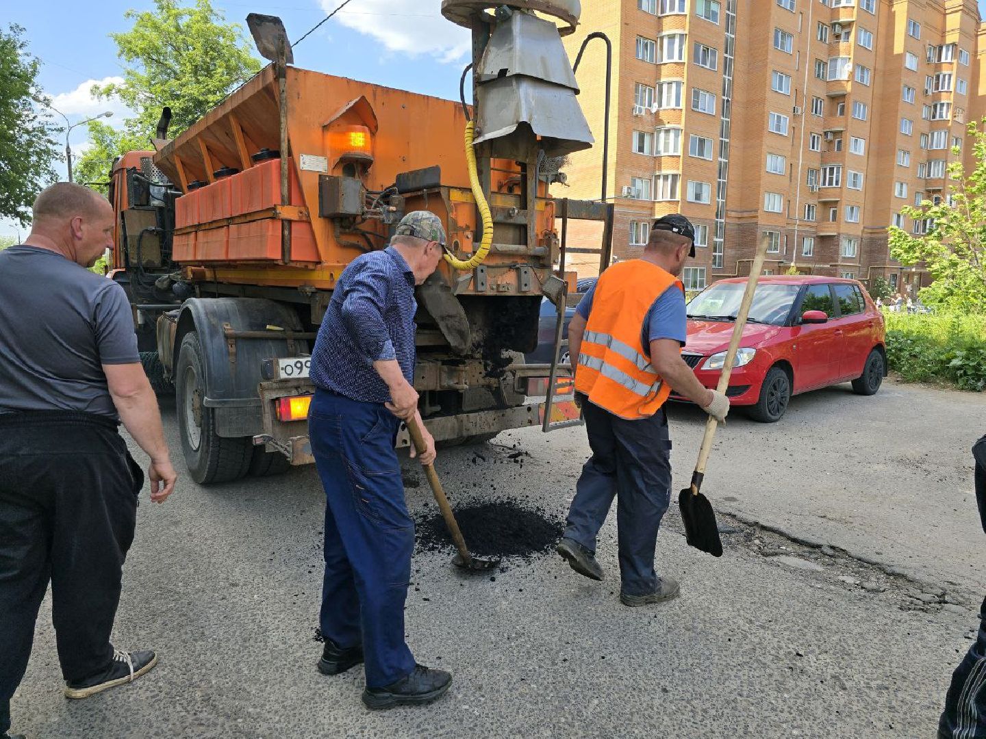 можайск, можайский муниципальный округ, подмосковье, дороги, ремонт дорог, ямочный ремонт,