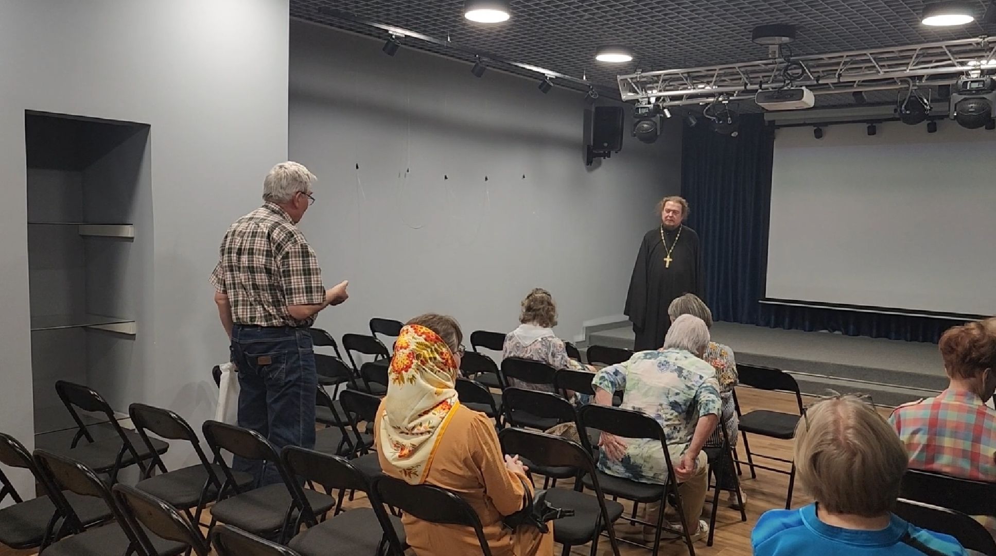 долгопрудный, екатерина дашкова, отец вячеслав осипов, долгопрудненское благочиние, лекторий,во славу росссии,