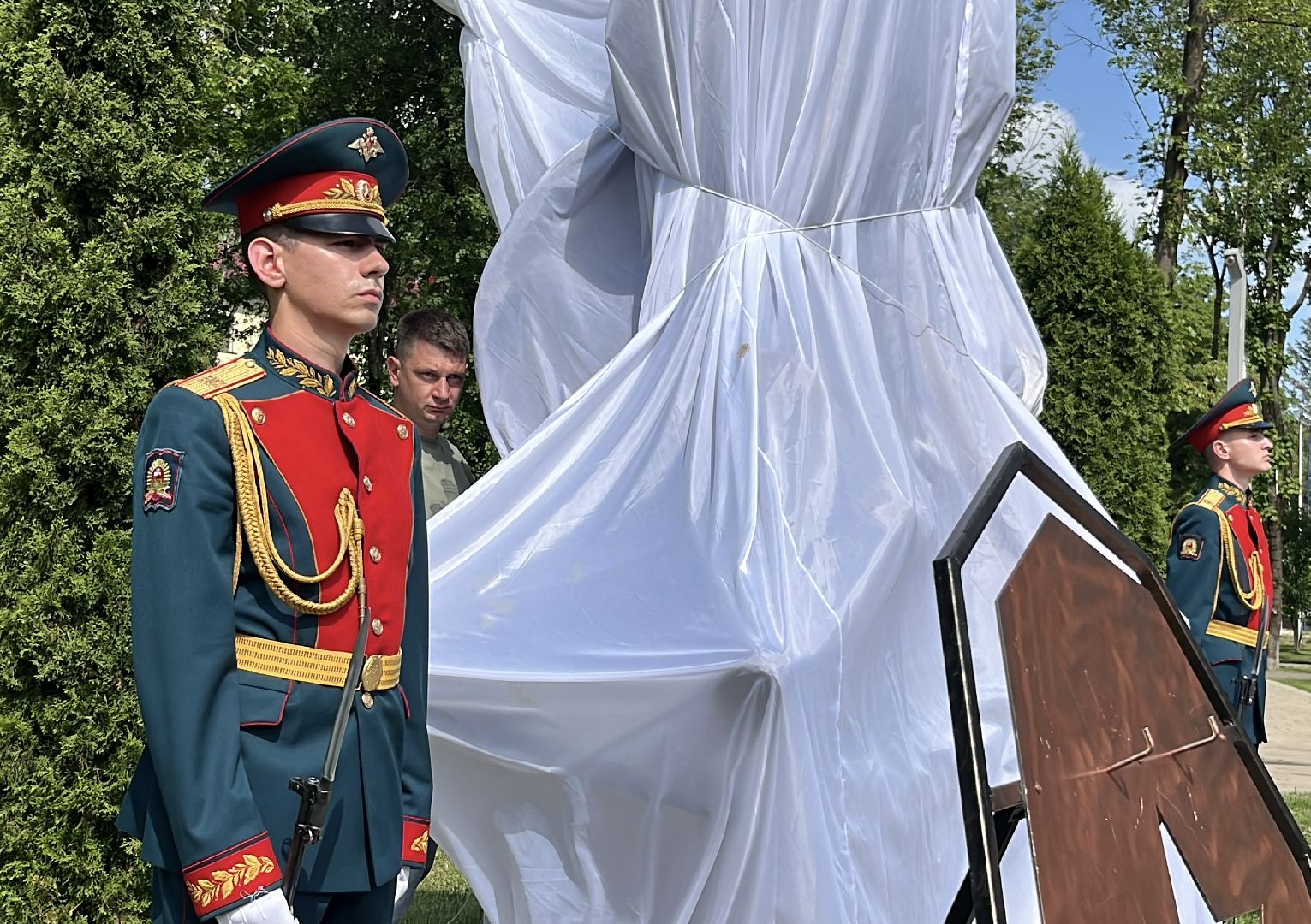 наро-фоминск, наро-фоминский городской округ, роман шамнэ, памяти воинов, быть воином , подвигу защитников Отечества,