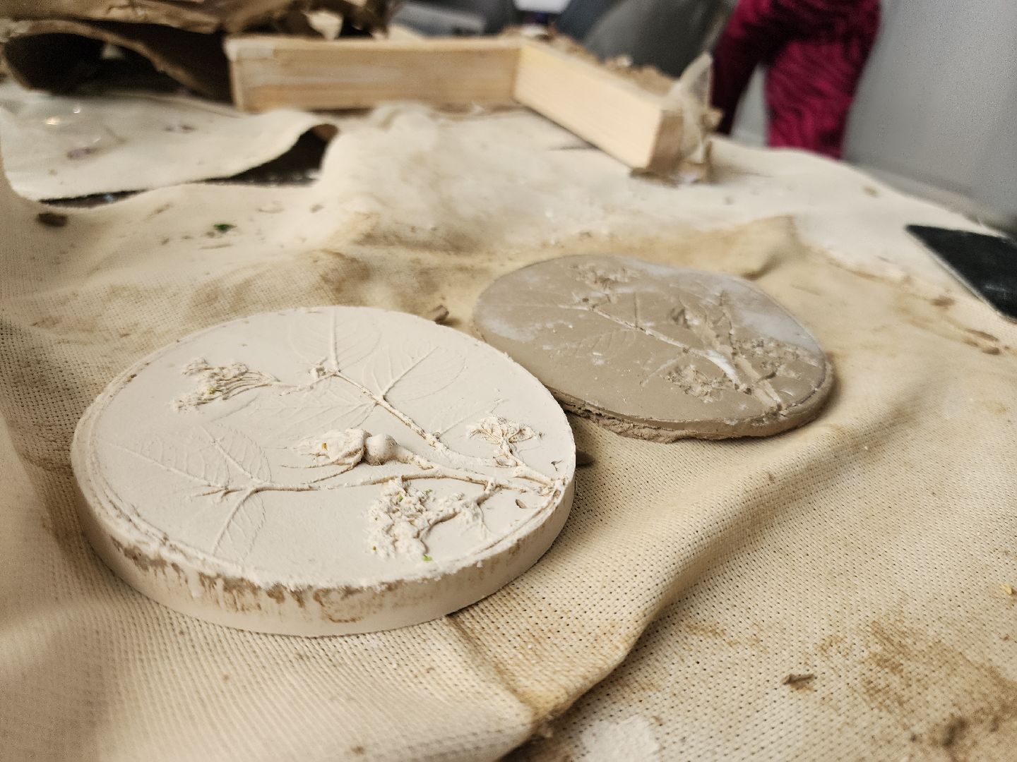 черноголовка, культура, барельефы ,