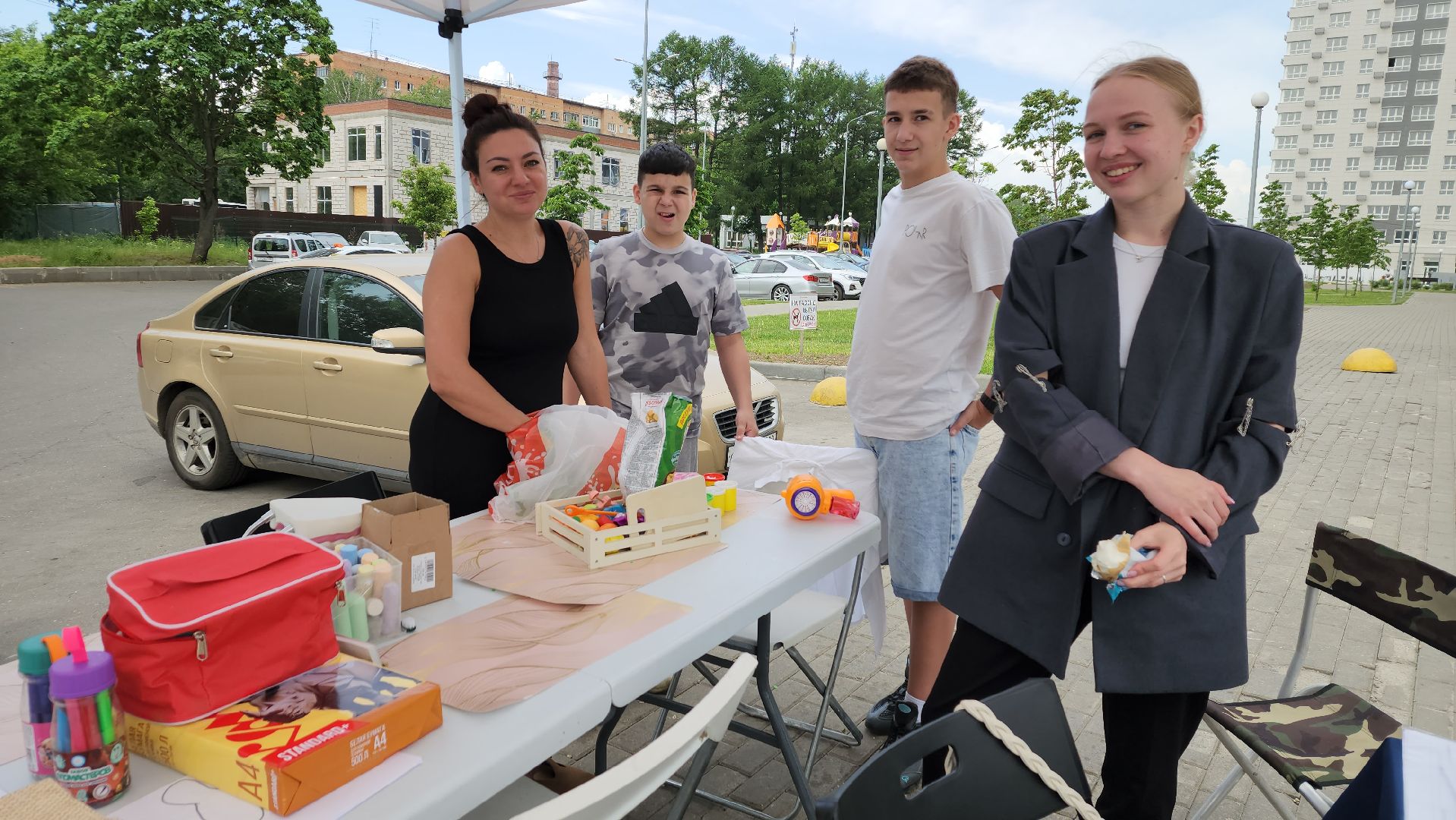 пушкино, вертикалки, день защиты детей, праздник, детский праздник,  во дворе жилых домов, маркет, мастер-класс, концерт, мороженое,управляющая компания,