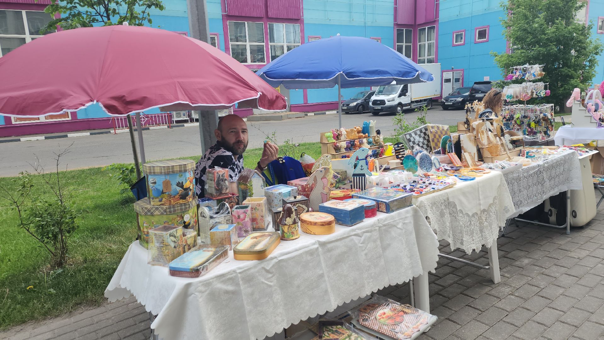 пушкино, вертикалки, день защиты детей, праздник, детский праздник,  во дворе жилых домов, маркет, мастер-класс, концерт, мороженое,управляющая компания,