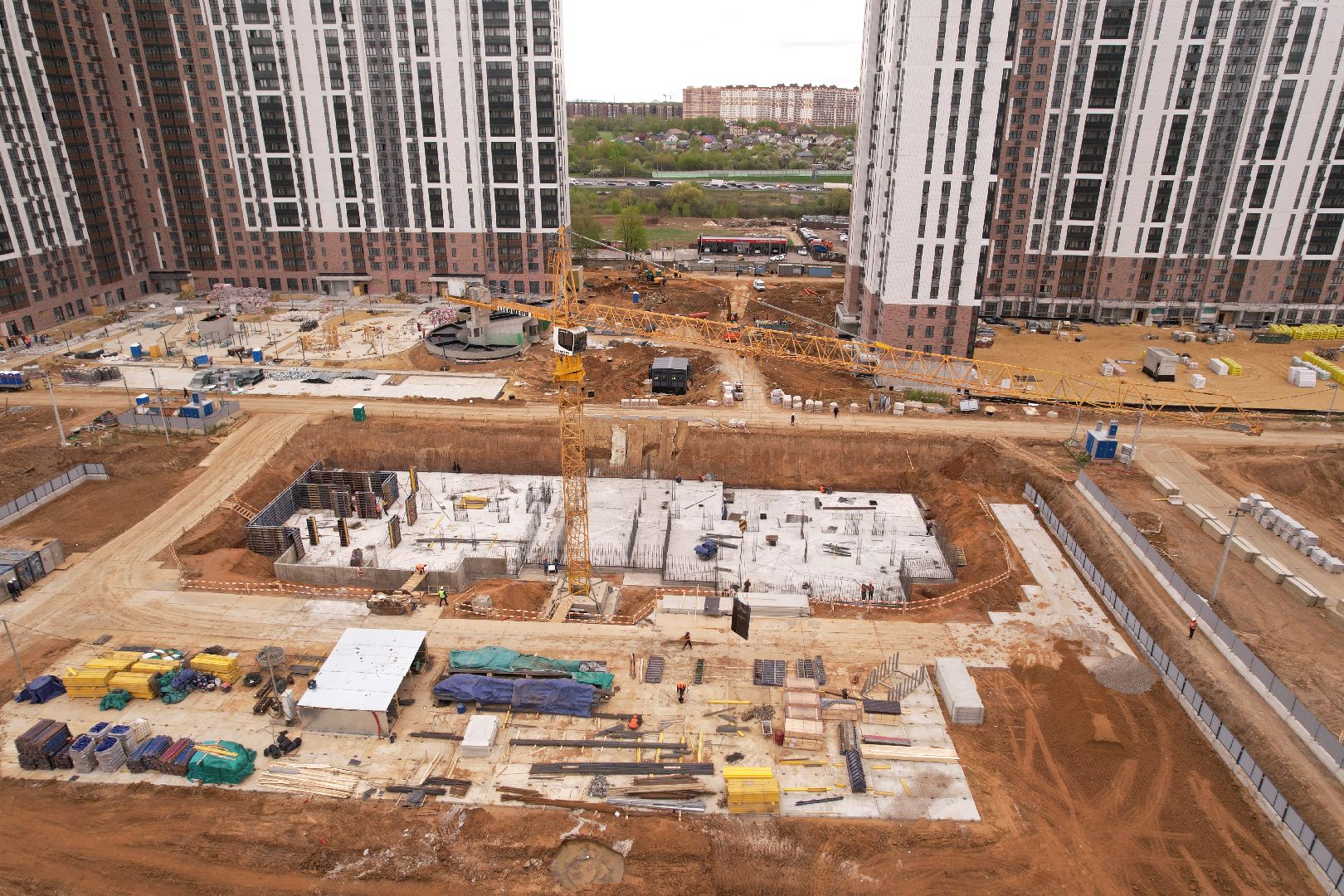 видео с коптера, жк 1-й южный, детский сад в ленинском,