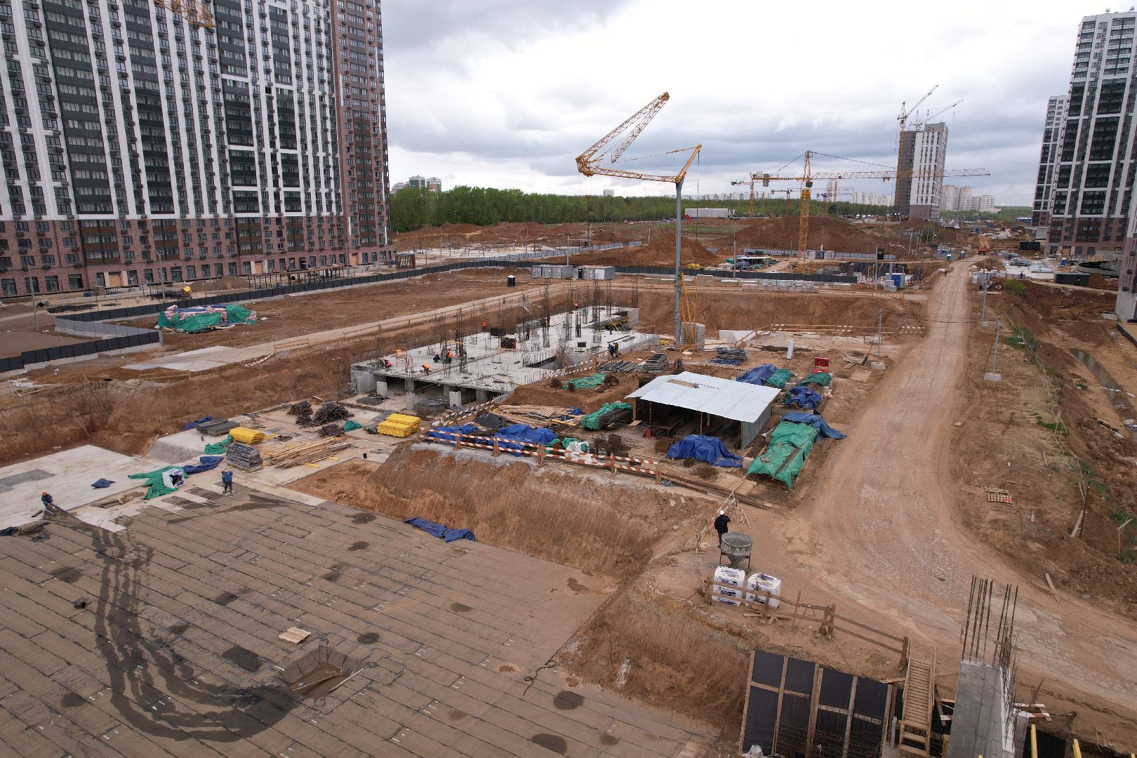 видео с коптера, школа в жк 1-й южный, школа в ленинском,