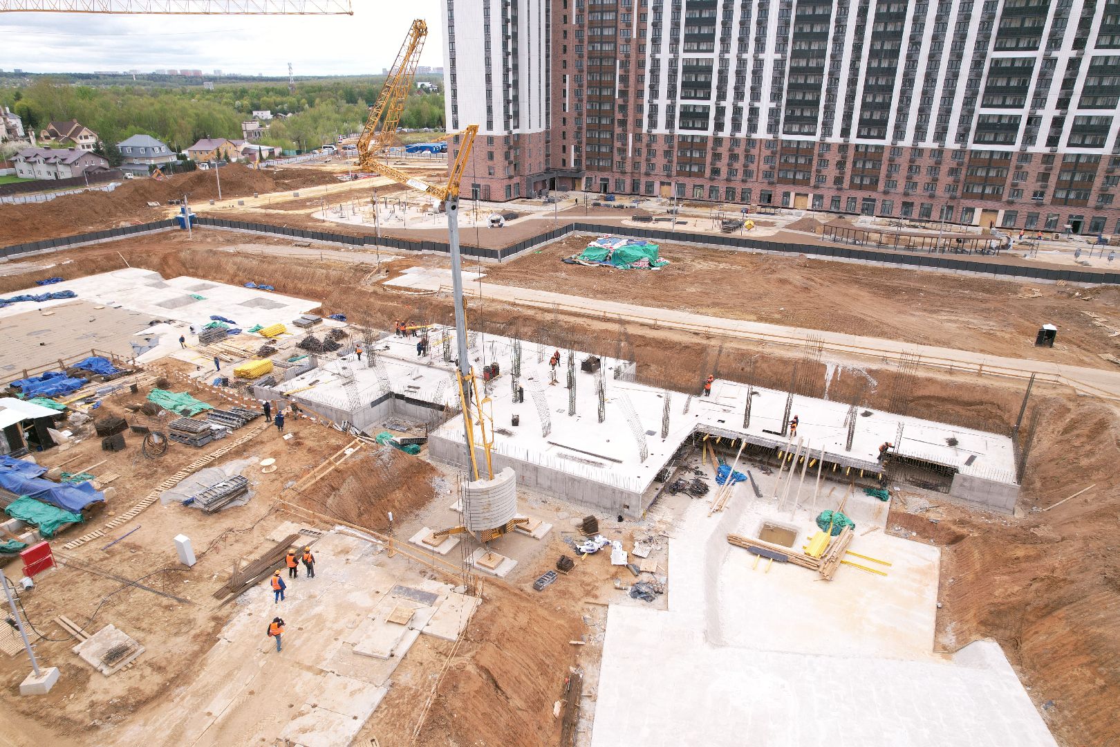 видео с коптера, школа в жк 1-й южный, школа в ленинском,