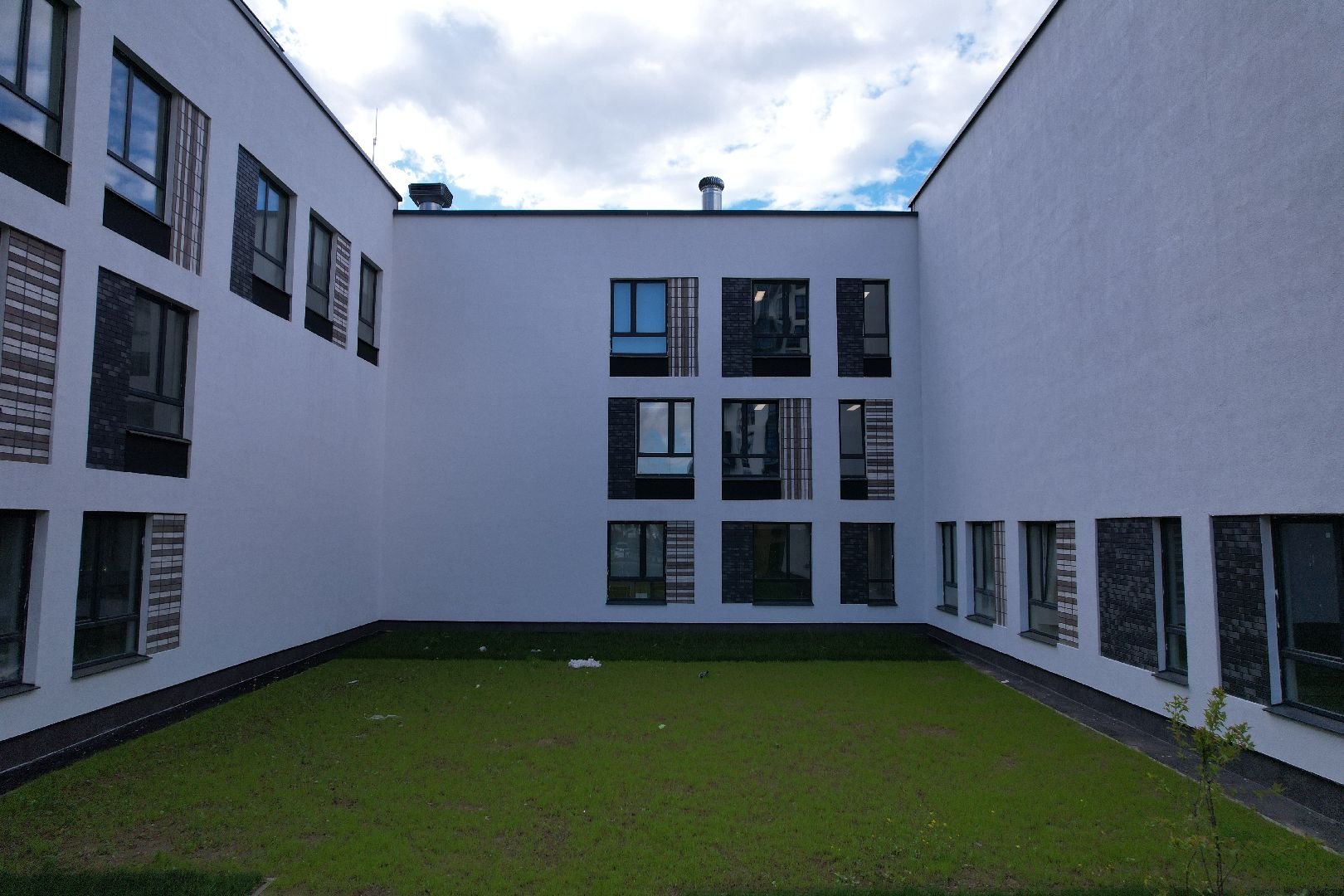 видео с коптера, школа в жк пригород лесное, школа в ленинском,