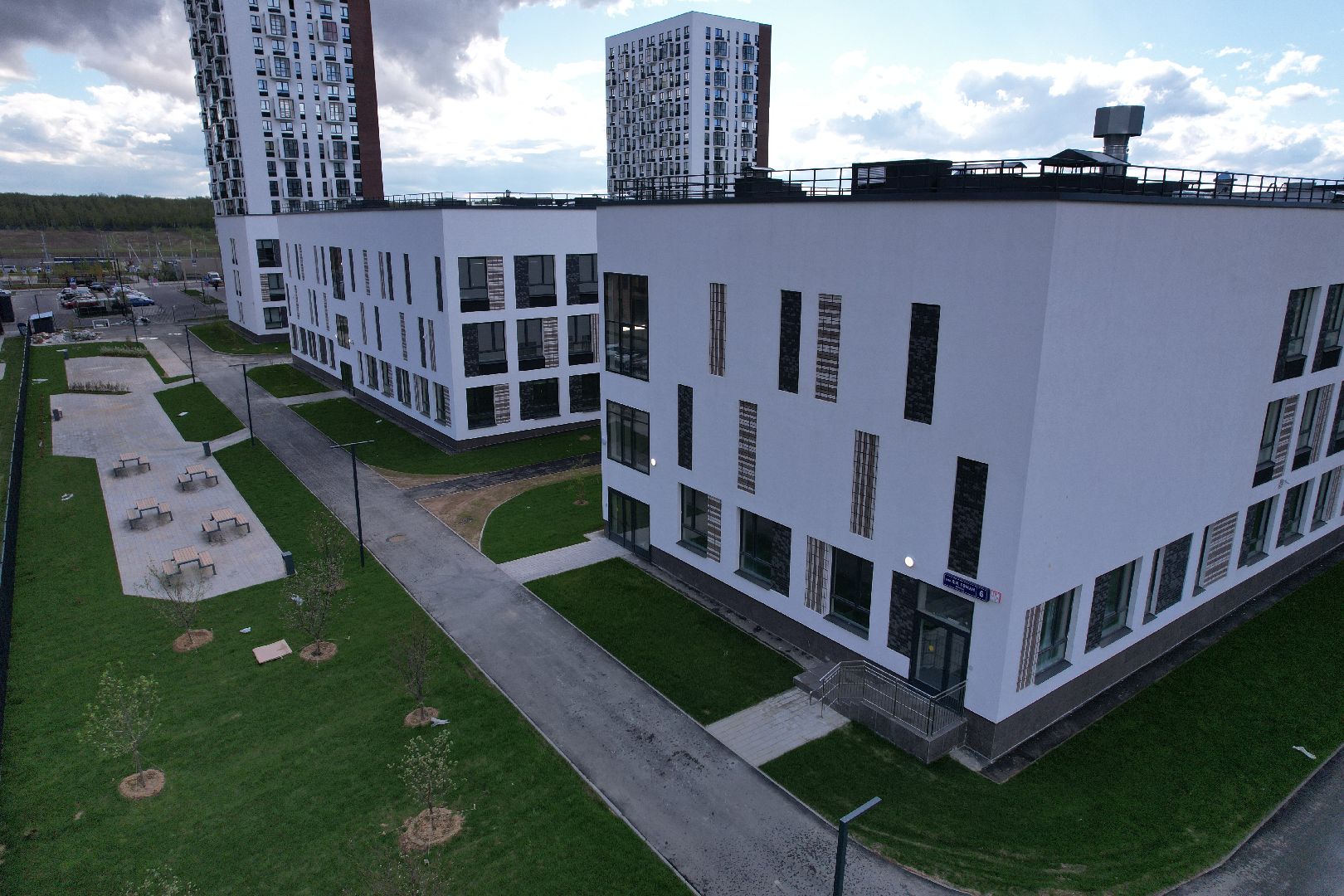 видео с коптера, школа в жк пригород лесное, школа в ленинском,