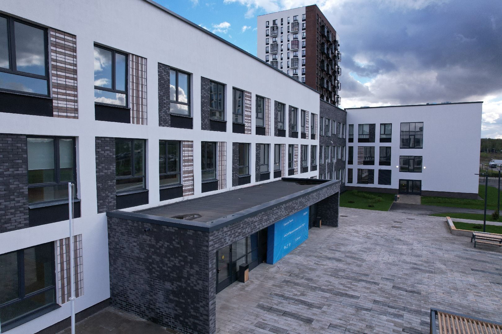 видео с коптера, школа в жк пригород лесное, школа в ленинском,