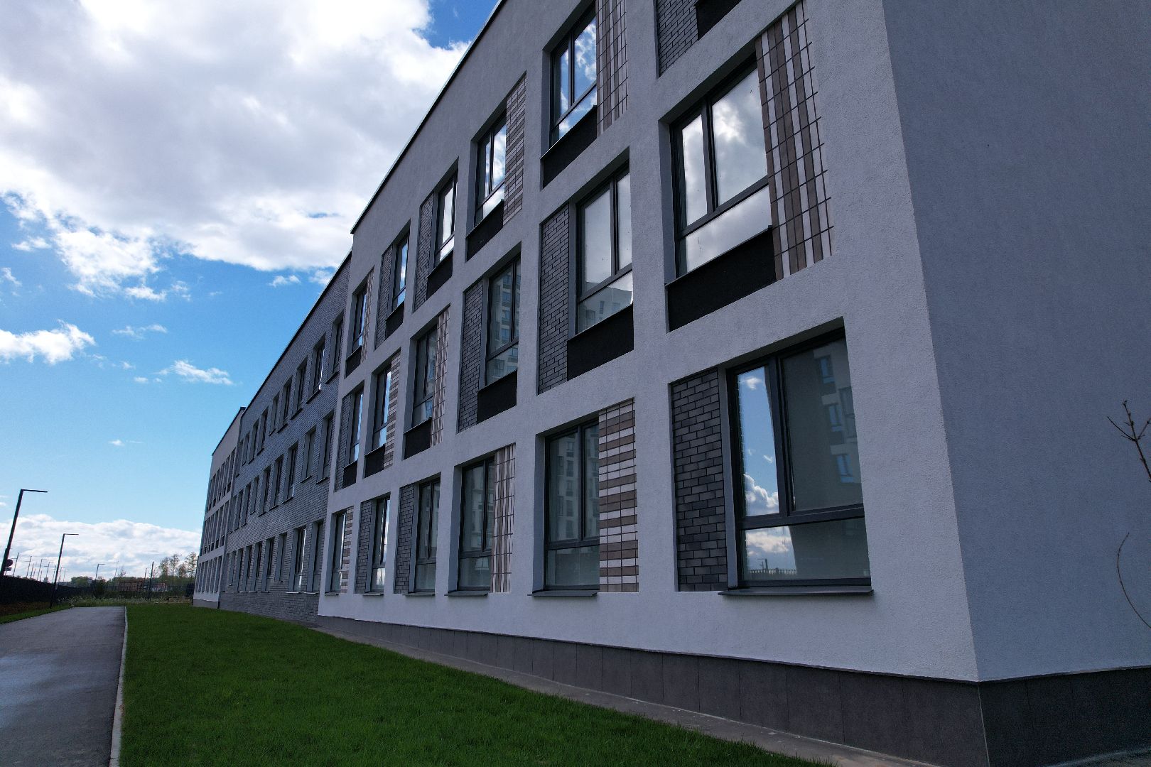 видео с коптера, школа в жк пригород лесное, школа в ленинском,