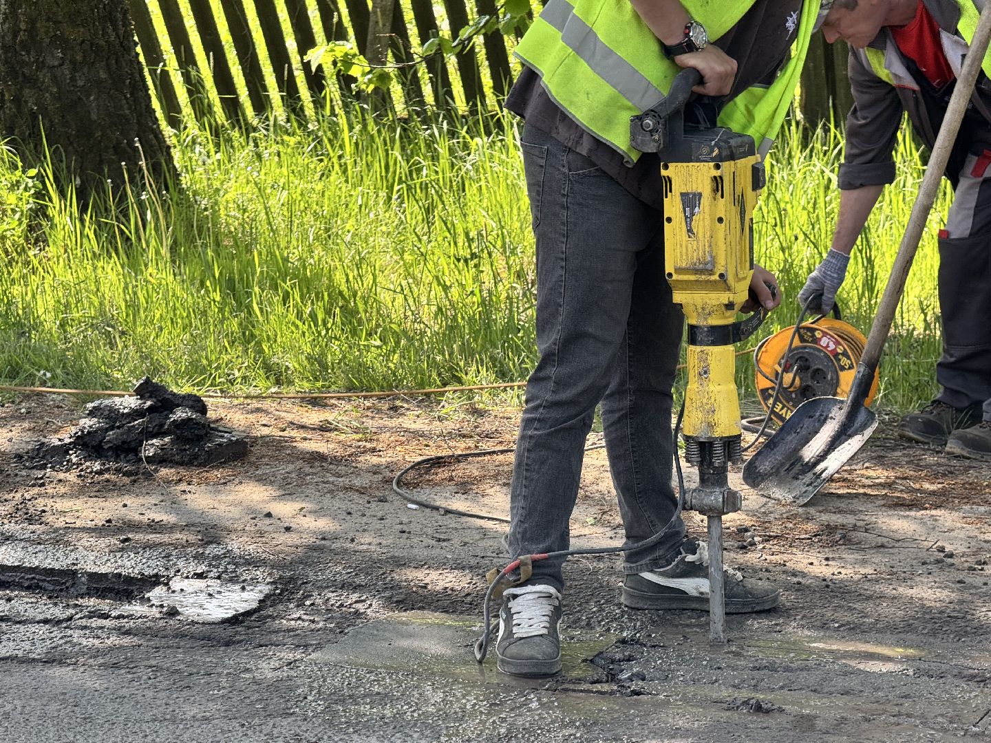 шаховская, ямочный ремон, ямочный ремонт дорог, горячий асфальт,