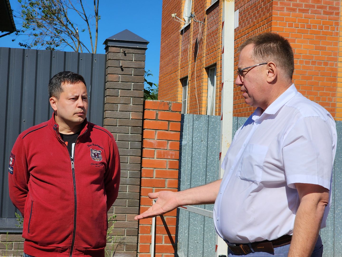 ногинск, жители, общество, шлагбаум, соседи,