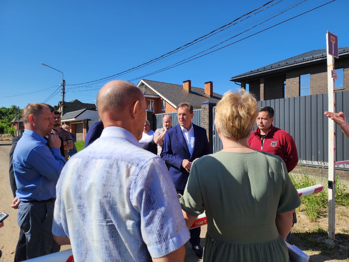 ногинск, жители, общество, шлагбаум, соседи,