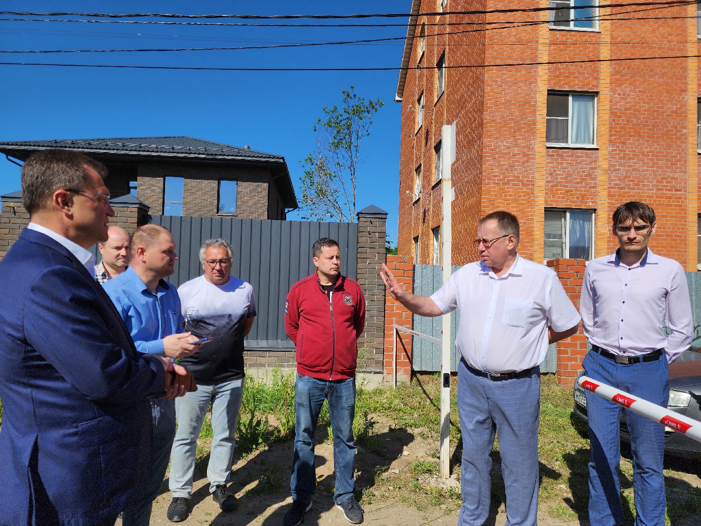 ногинск, жители, общество, шлагбаум, соседи,