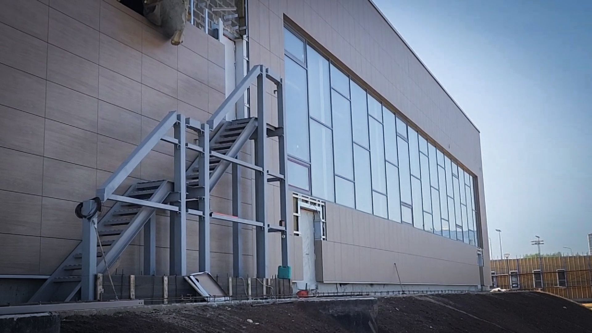 бронницы , строительство физкультурно-оздоровительного комплекса в Бронницах , строительство в бронницах, эллинг ,