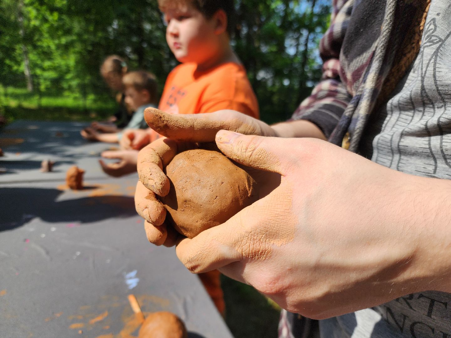 Ногинск, жители, общество, творчество, лепка из глины, фестиваль, благотворительность,