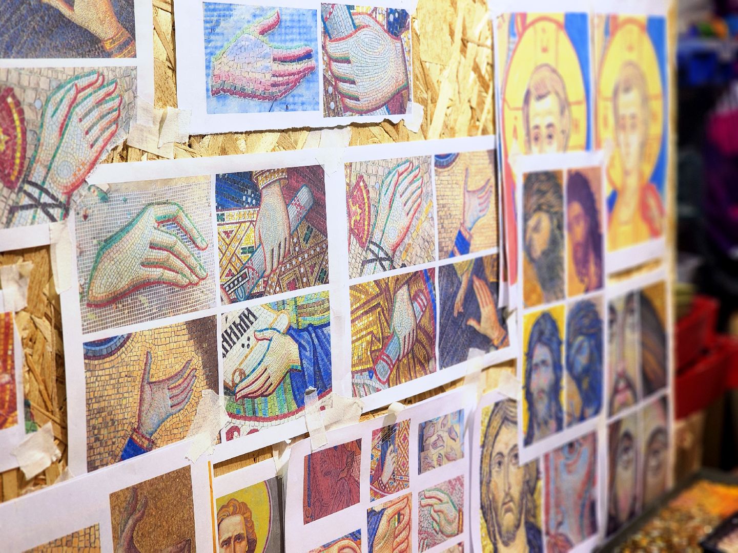 дубна, мозаики леже, мозаичное панно, реставрация, художник,