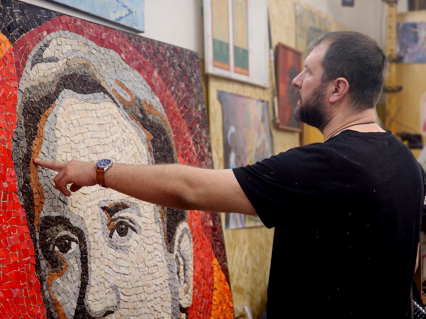 дубна, мозаики леже, мозаичное панно, реставрация, художник,