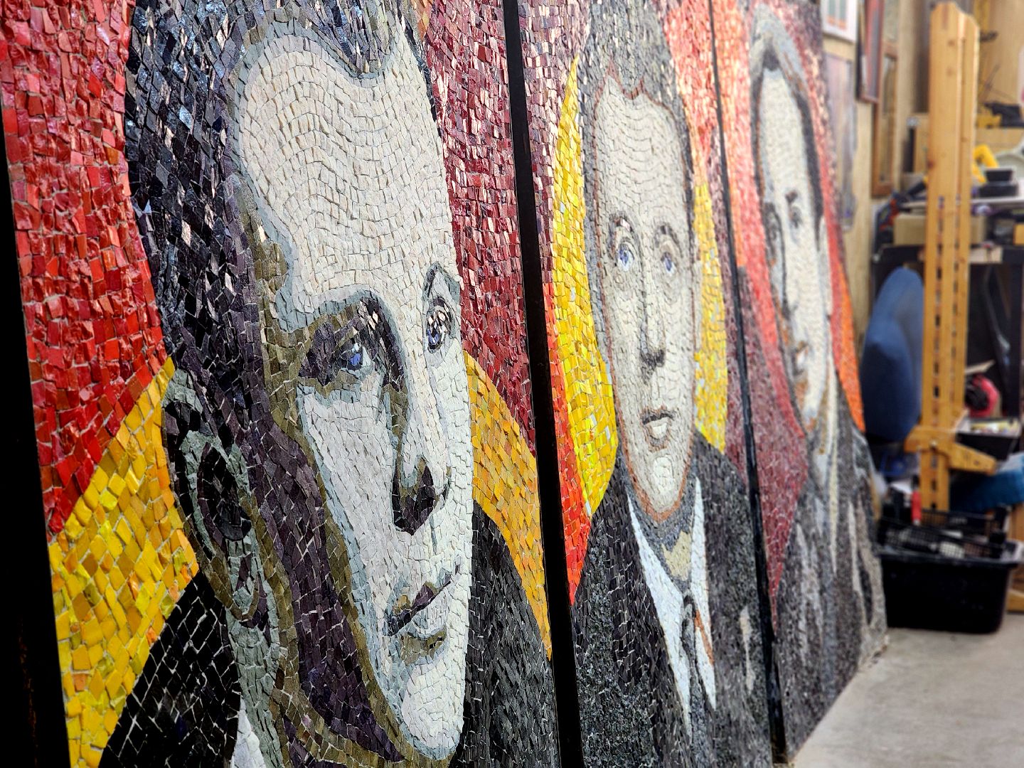 дубна, мозаики леже, мозаичное панно, реставрация, художник,