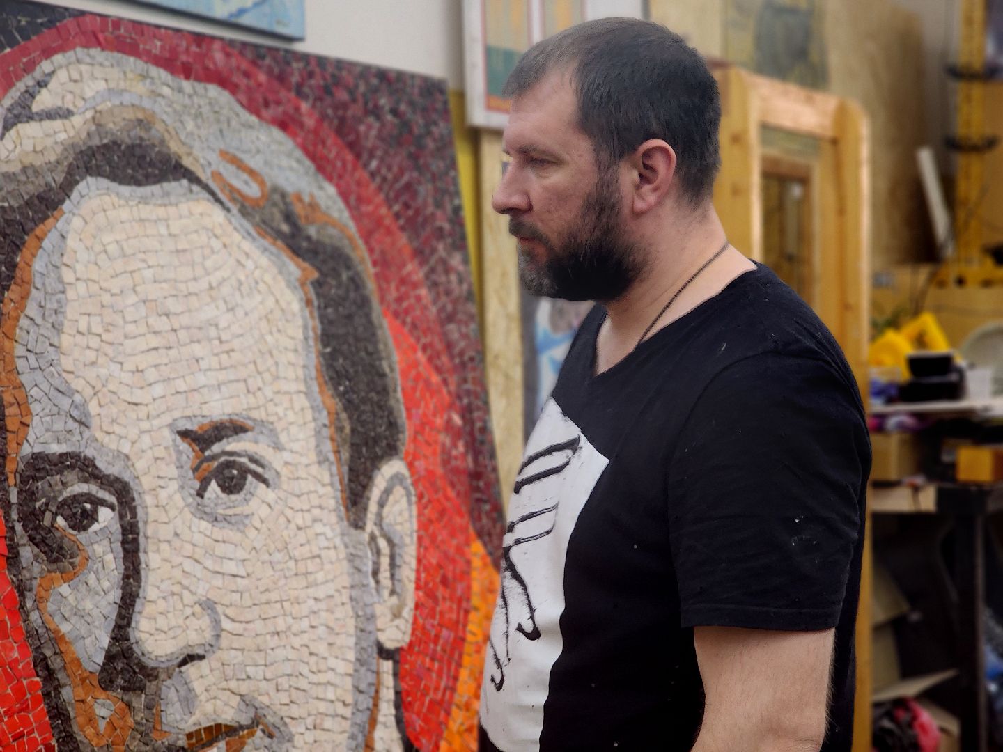 дубна, мозаики леже, мозаичное панно, реставрация, художник,