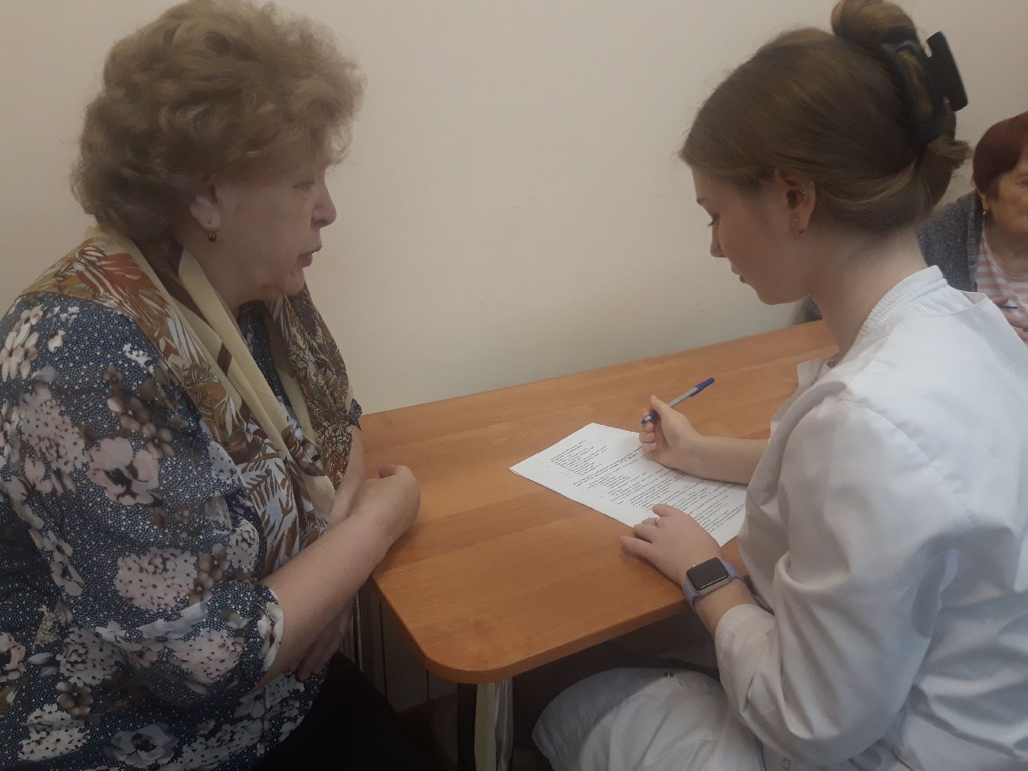 помощь людям, пенсионеры,