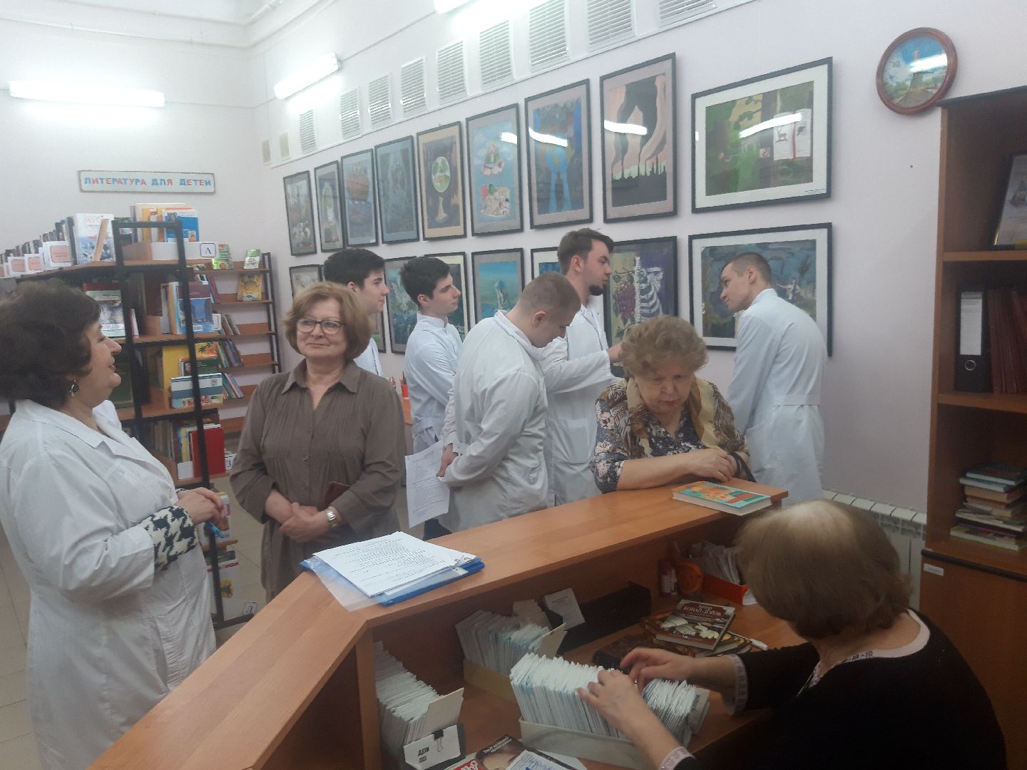 помощь людям, пенсионеры,