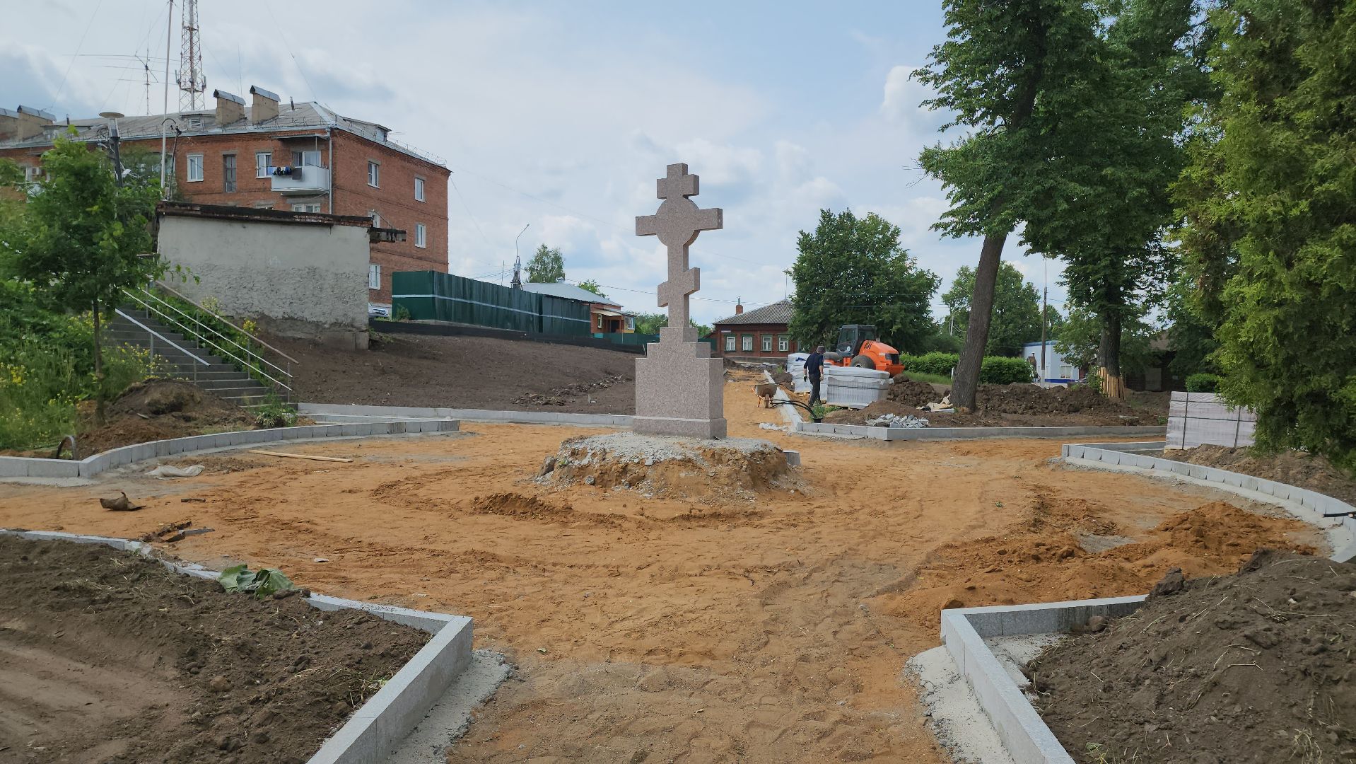 кашира, благоустройство, летний сад, бордюры, аллея, дорожки, тротуары,