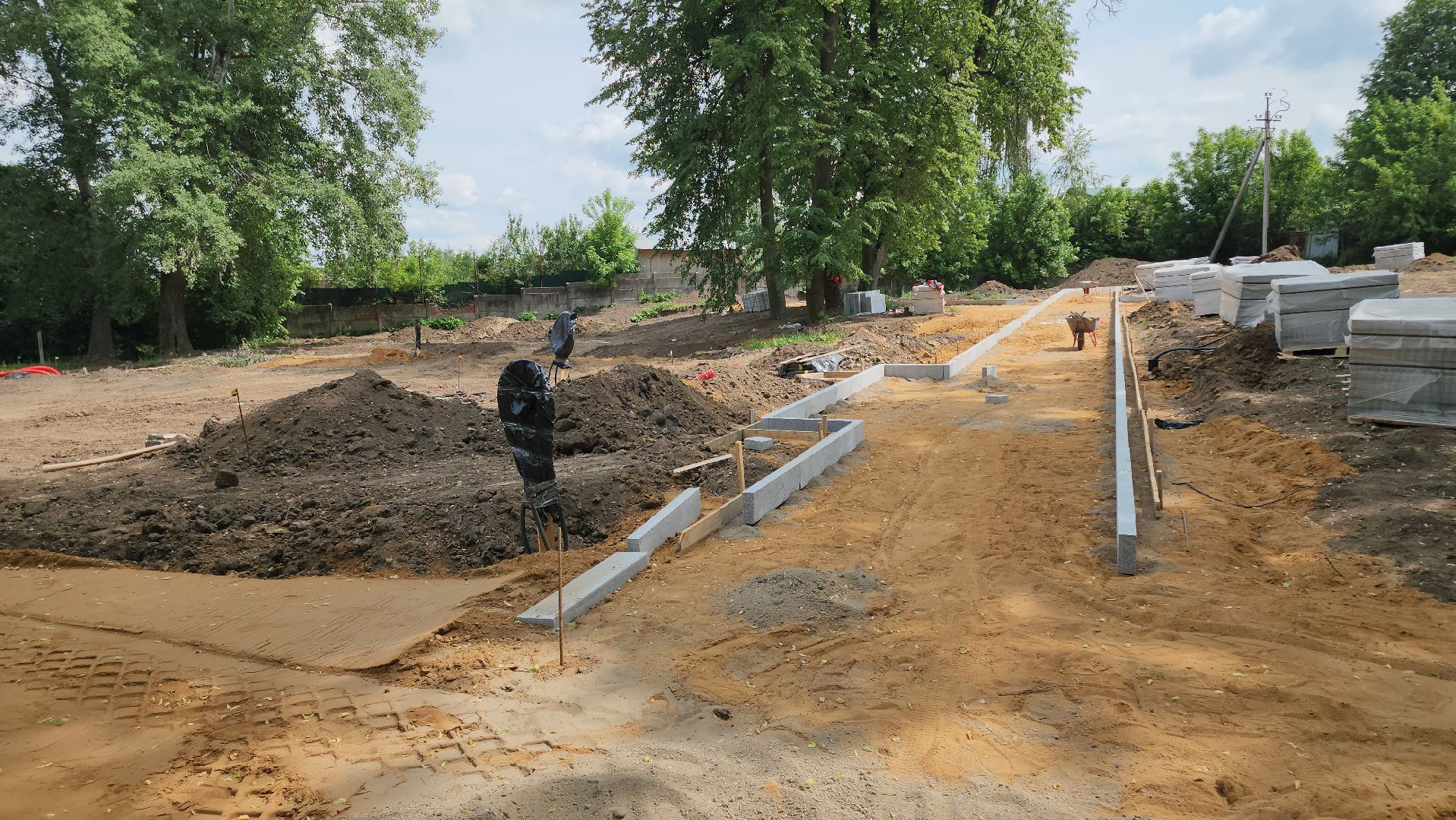 кашира, благоустройство, летний сад, бордюры, аллея, дорожки, тротуары,