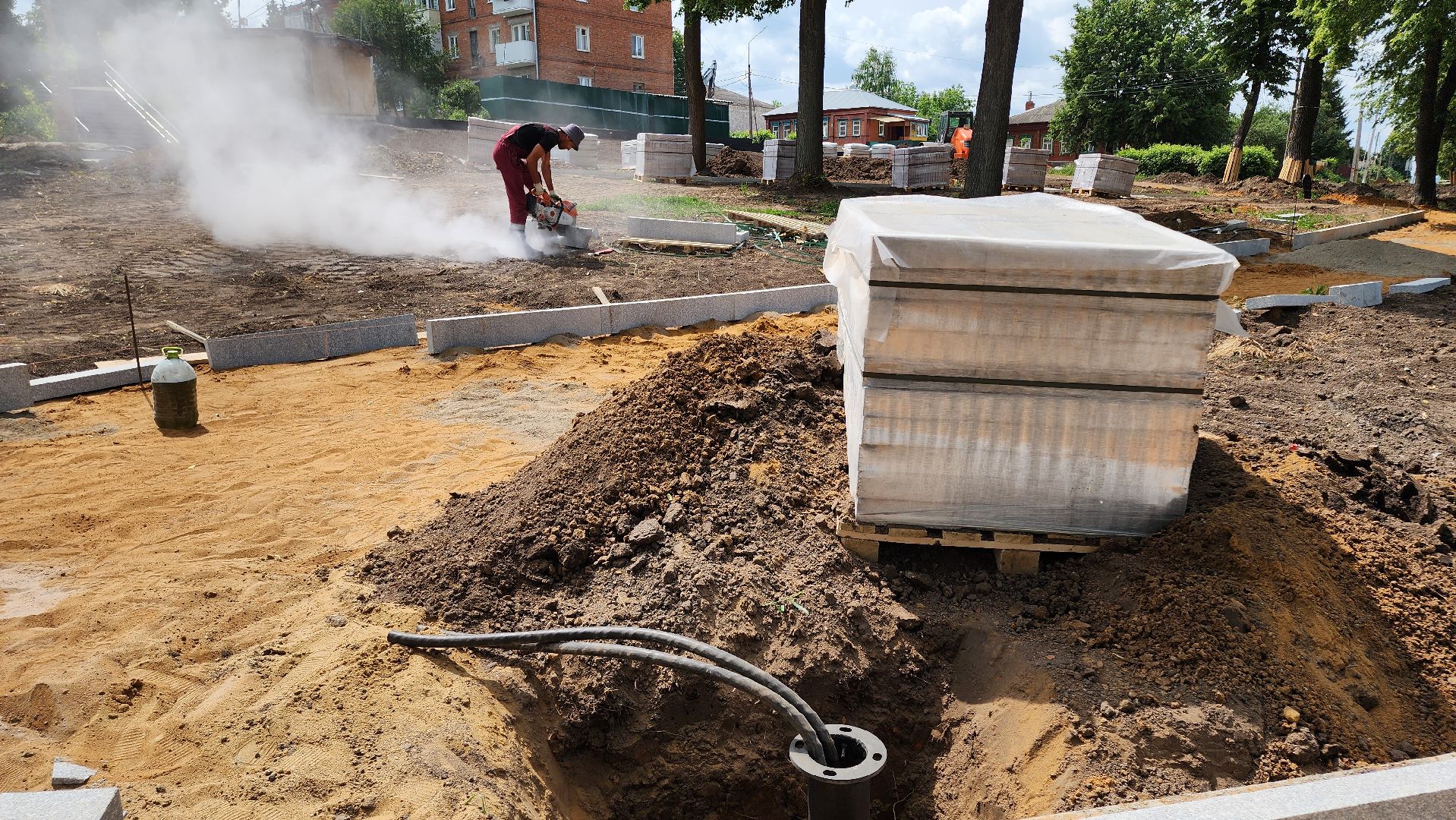 кашира, благоустройство, летний сад, бордюры, аллея, дорожки, тротуары,