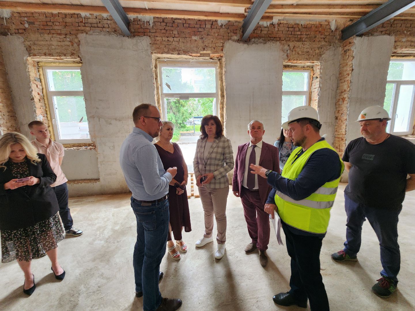 чехов, центр детского творчества, капитальный ремонт, реконструкция, обустройство полов, стяжка полов, демонтажные работы, прокладка инженерных сетей, капремонт, обновление, фасадные работы, замена кровли, окна и двери, госпрограмма московской области,