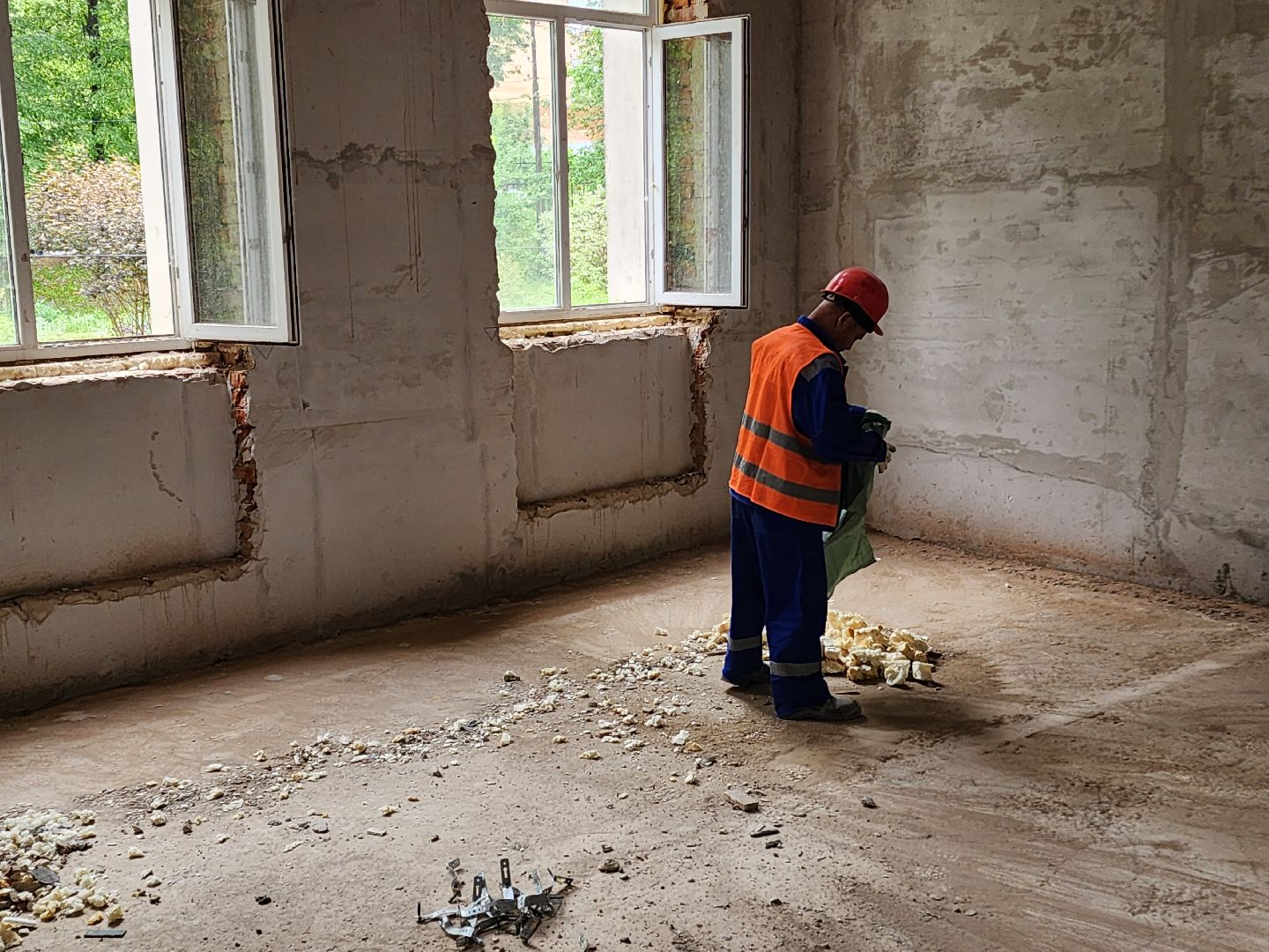 чехов, центр детского творчества, капитальный ремонт, реконструкция, обустройство полов, стяжка полов, демонтажные работы, прокладка инженерных сетей, капремонт, обновление, фасадные работы, замена кровли, окна и двери, госпрограмма московской области,