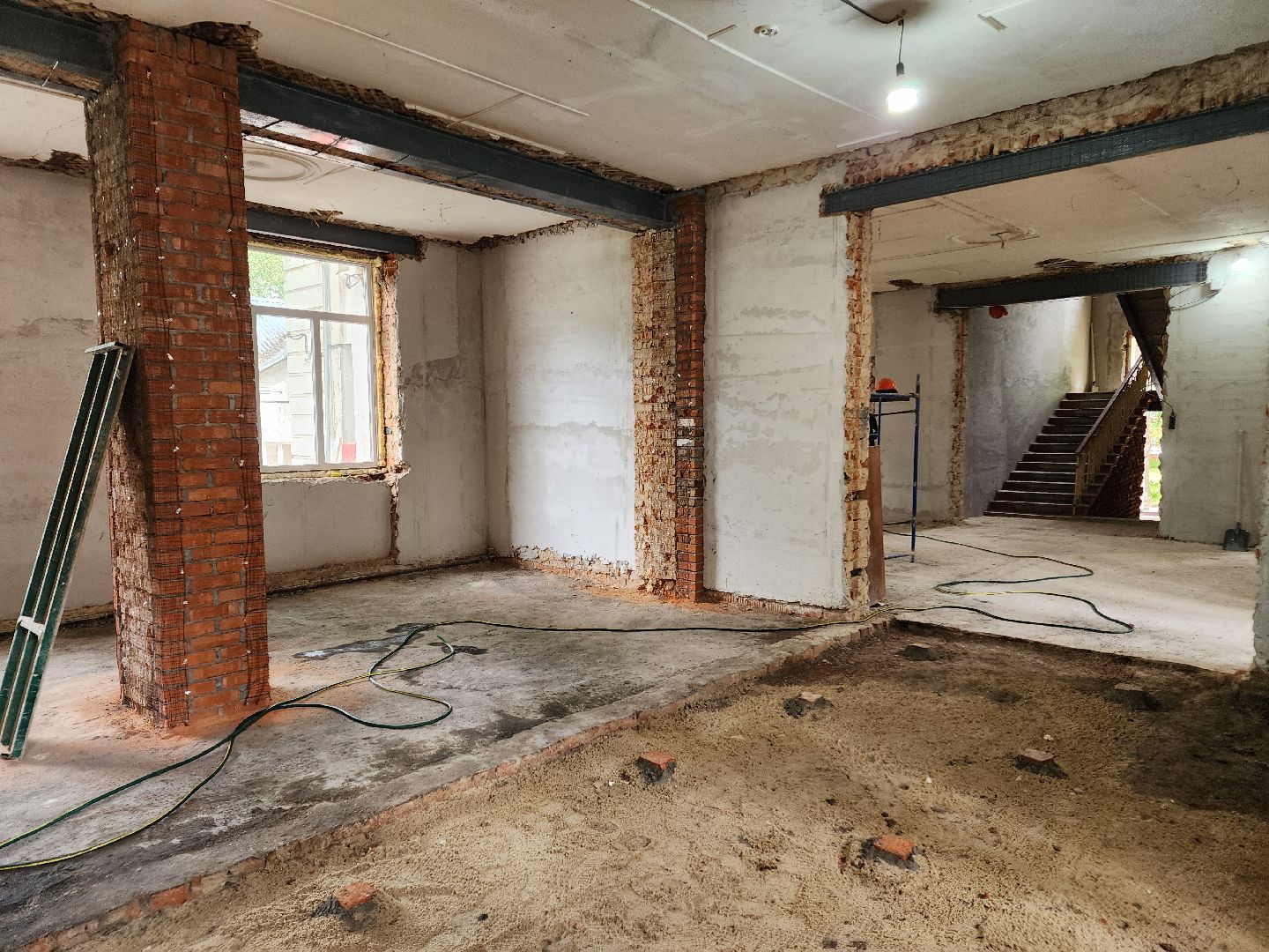 чехов, центр детского творчества, капитальный ремонт, реконструкция, обустройство полов, стяжка полов, демонтажные работы, прокладка инженерных сетей, капремонт, обновление, фасадные работы, замена кровли, окна и двери, госпрограмма московской области,