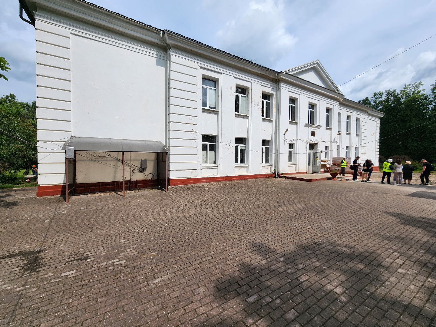 чехов, центр детского творчества, капитальный ремонт, реконструкция, обустройство полов, стяжка полов, демонтажные работы, прокладка инженерных сетей, капремонт, обновление, фасадные работы, замена кровли, окна и двери, госпрограмма московской области,