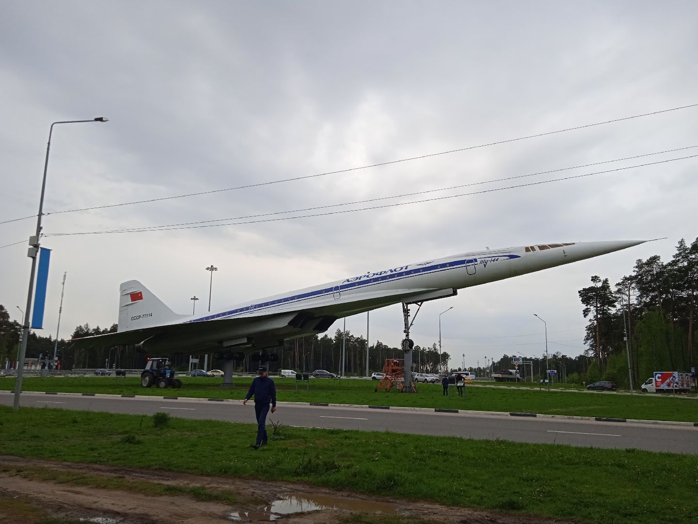 Ту-144, памятник, монумент, традиция, взлётное, положение, Жуковский