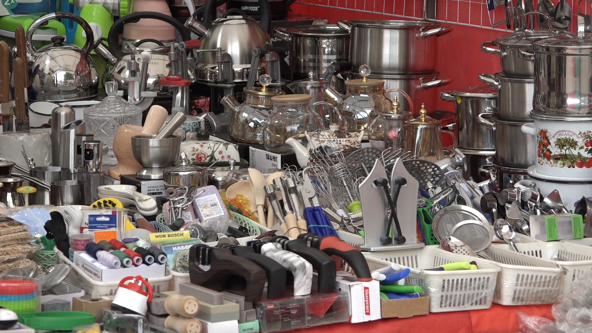 сезонная ярмарка товаров, власиха продовольственная ярмарка, ярмарка во власихе, товары на ярмарке, выездная ярмарка,