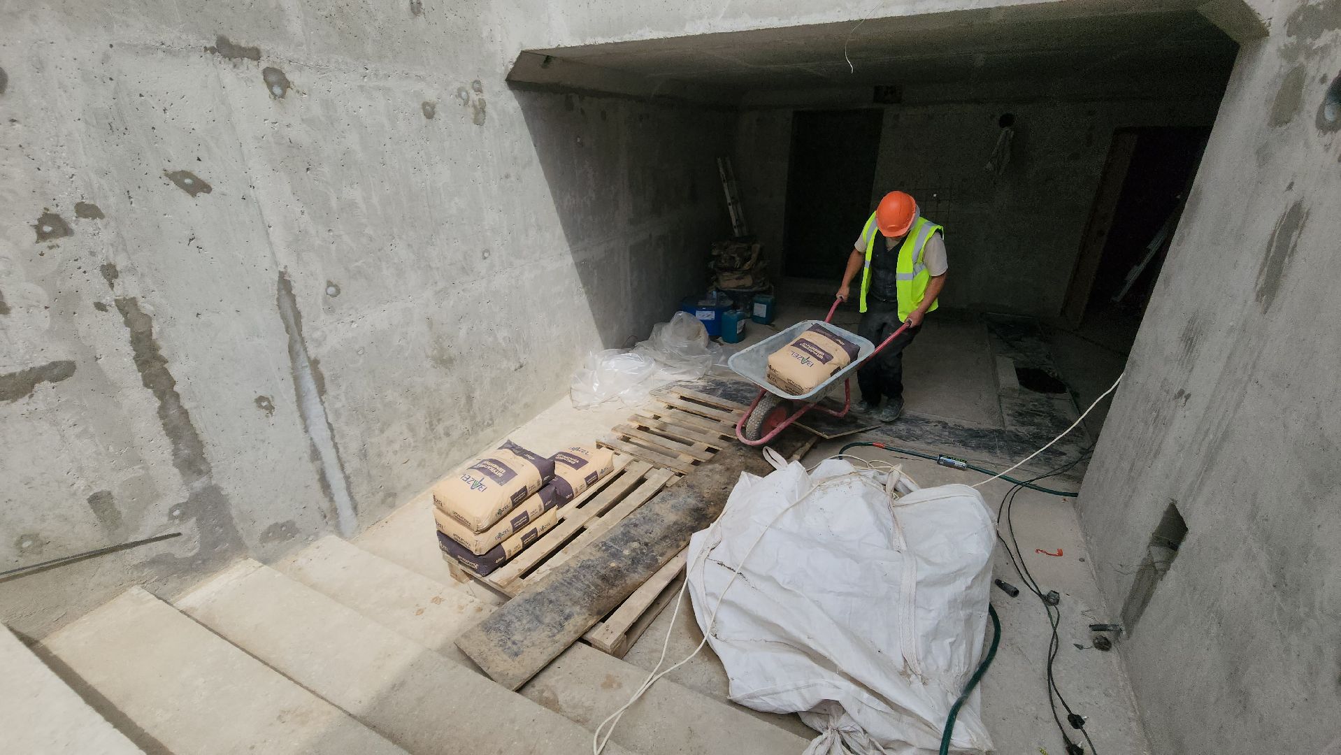 красногорск, путилково, туннель, подземный пешеходный переход,