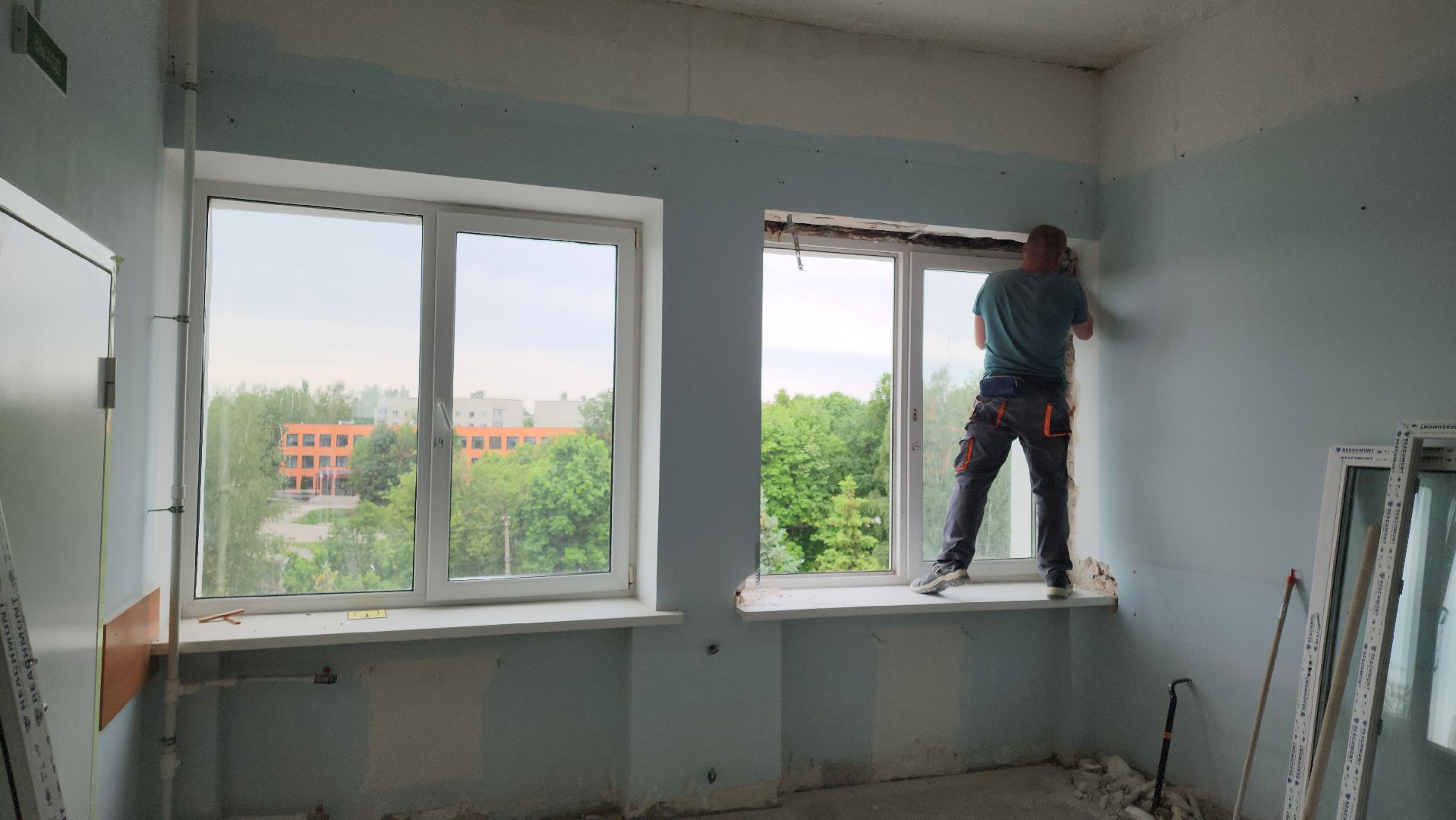 кашира, каширская больница, капитальный ремонт, гинекология, демонтаж, укладка плитки,