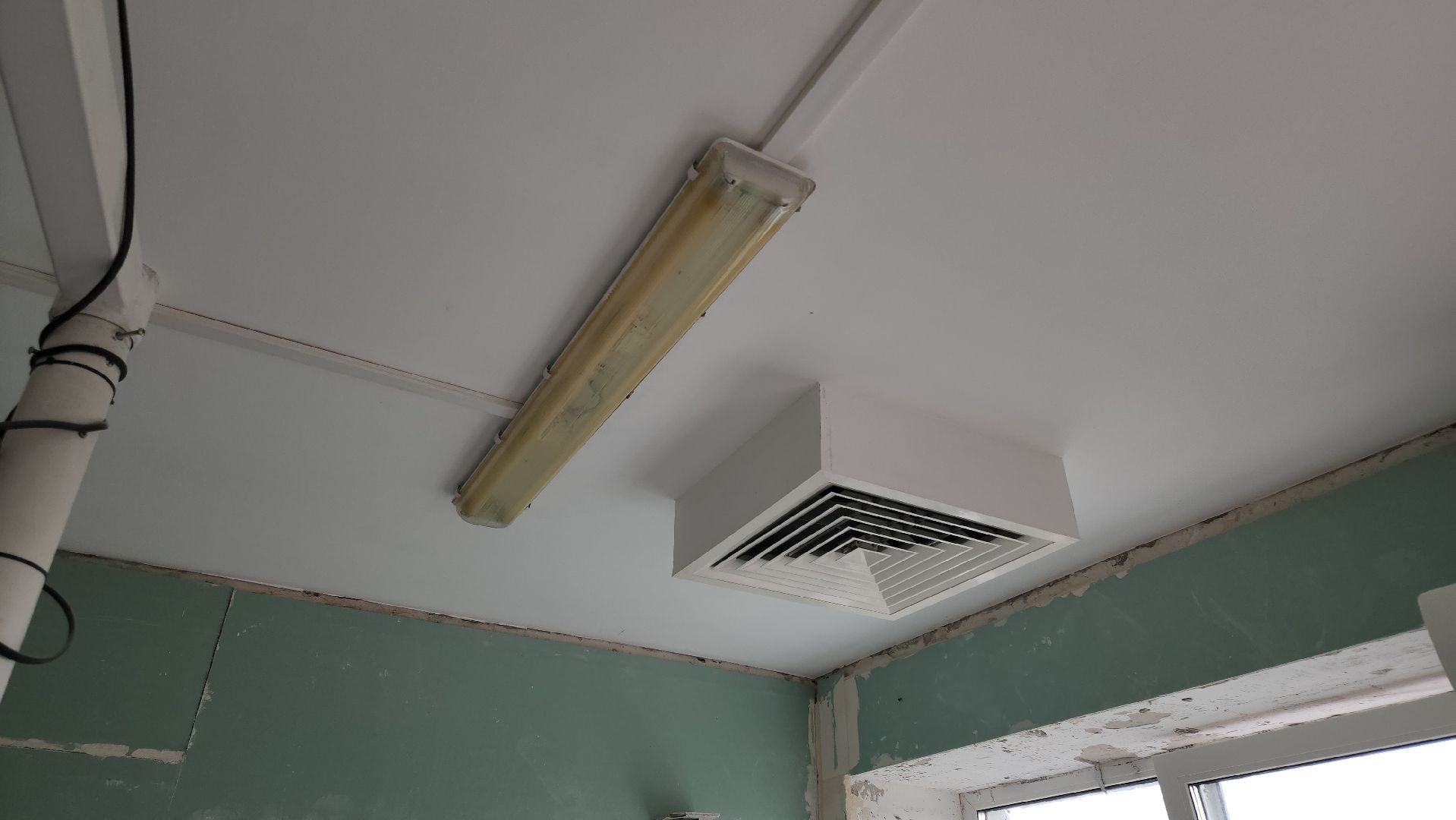 кашира, каширская больница, капитальный ремонт, гинекология, демонтаж, укладка плитки,