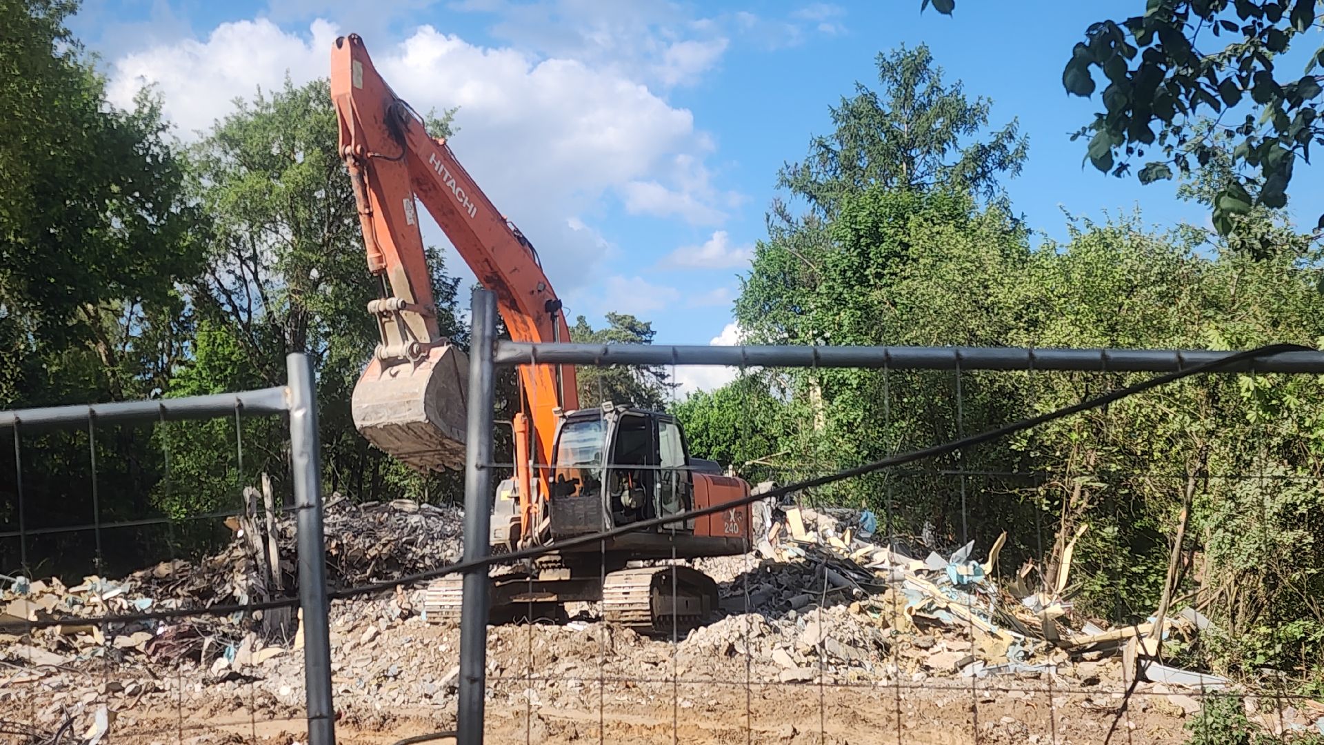 Снос дома,  ЖКХ, Аварийное жилье, Расселение из аварийных домов ,