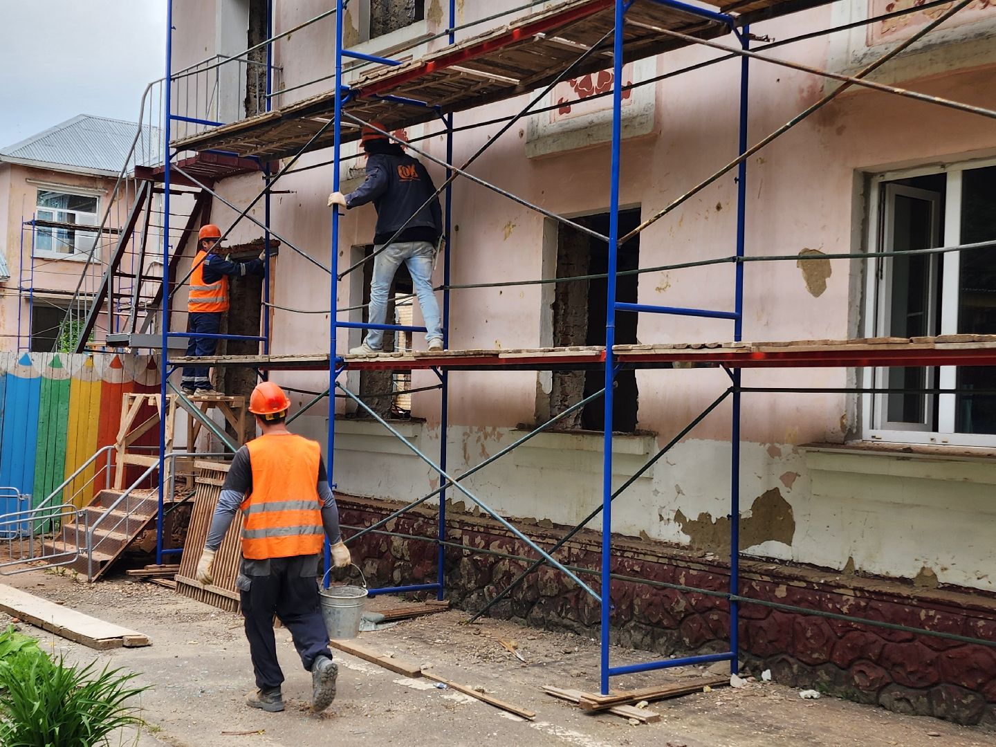 чехов, улица монтажная 8, детский сад, дошкольное отделение, гимназия 2, капитальный ремонт, реконструкция, капремонт, обновление, фасадные работы, наружная отделка, монтаж перемычек, оконные проемы, ремонт кровли, обновление инженерных сетей, госпрограмма московской области,