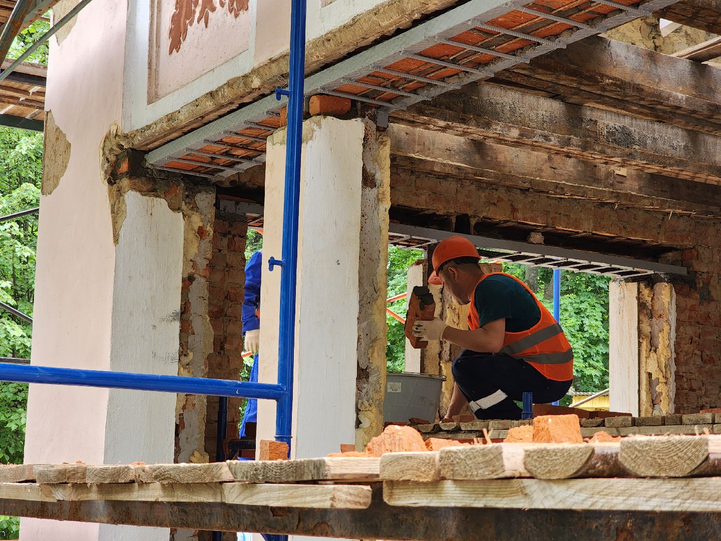 чехов, улица монтажная 8, детский сад, дошкольное отделение, гимназия 2, капитальный ремонт, реконструкция, капремонт, обновление, фасадные работы, наружная отделка, монтаж перемычек, оконные проемы, ремонт кровли, обновление инженерных сетей, госпрограмма московской области,