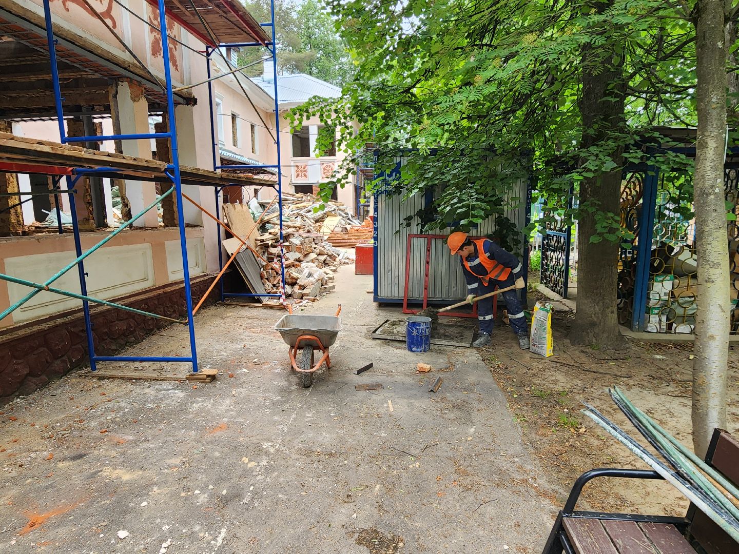 чехов, улица монтажная 8, детский сад, дошкольное отделение, гимназия 2, капитальный ремонт, реконструкция, капремонт, обновление, фасадные работы, наружная отделка, монтаж перемычек, оконные проемы, ремонт кровли, обновление инженерных сетей, госпрограмма московской области,