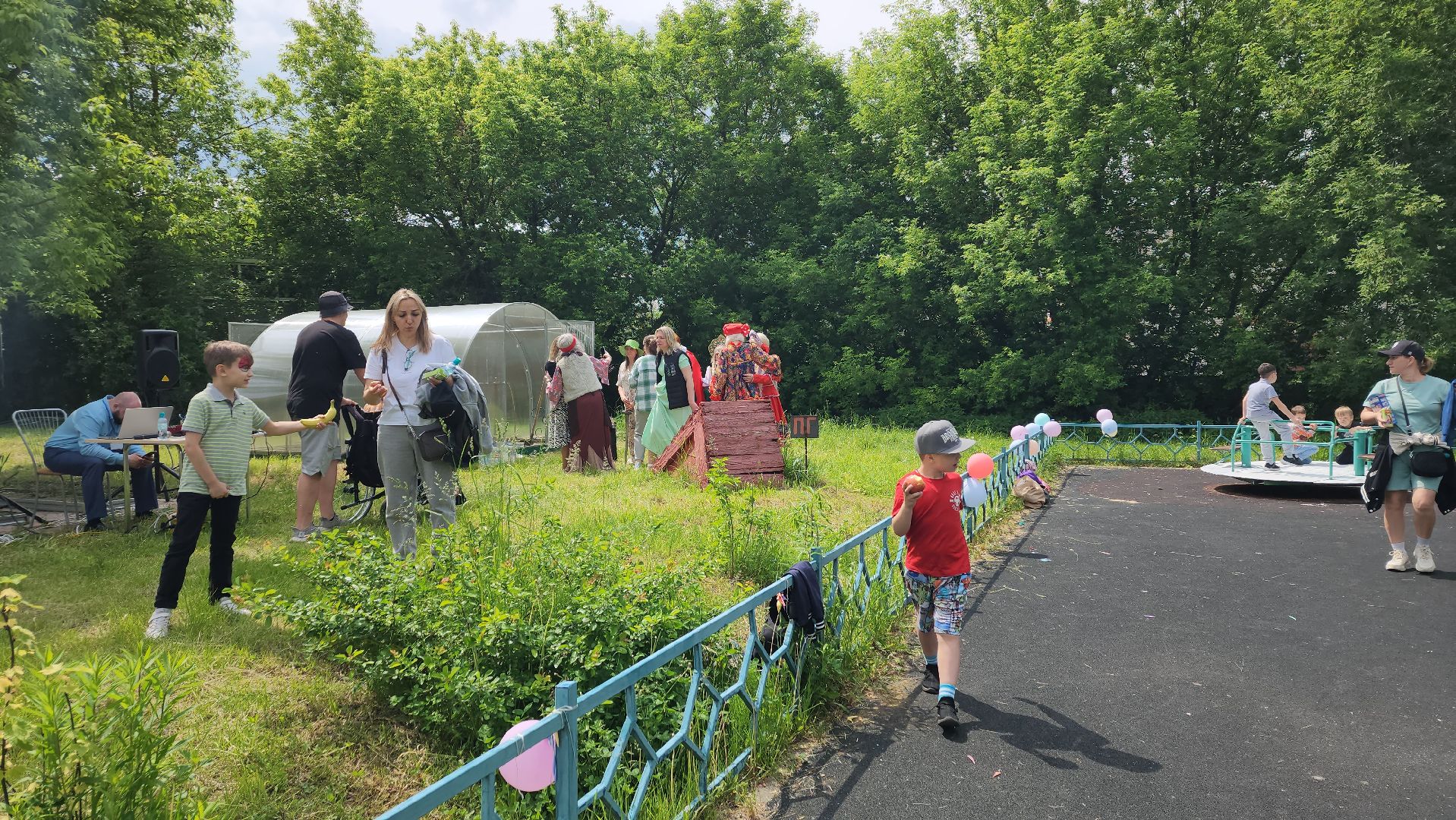 ивантеевка, детский праздник, лето, волонтеры, благотворители, подарки детям,вертикалки, пушкинский,