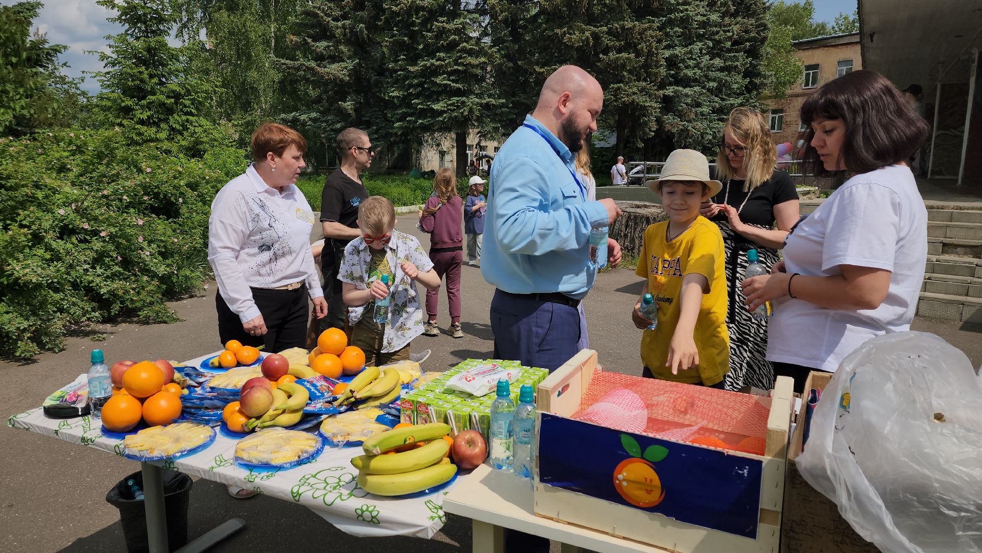 ивантеевка, детский праздник, лето, волонтеры, благотворители, подарки детям,вертикалки, пушкинский,