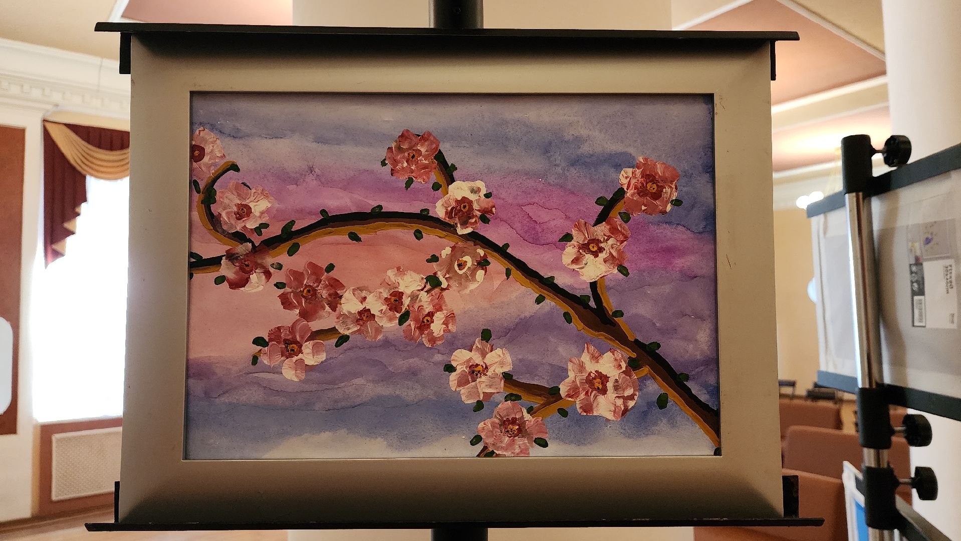 вертикалки, пушкино, детские рисунки, экспозиция, дети с овз, картины, благотворительная выставка,общественная организация,