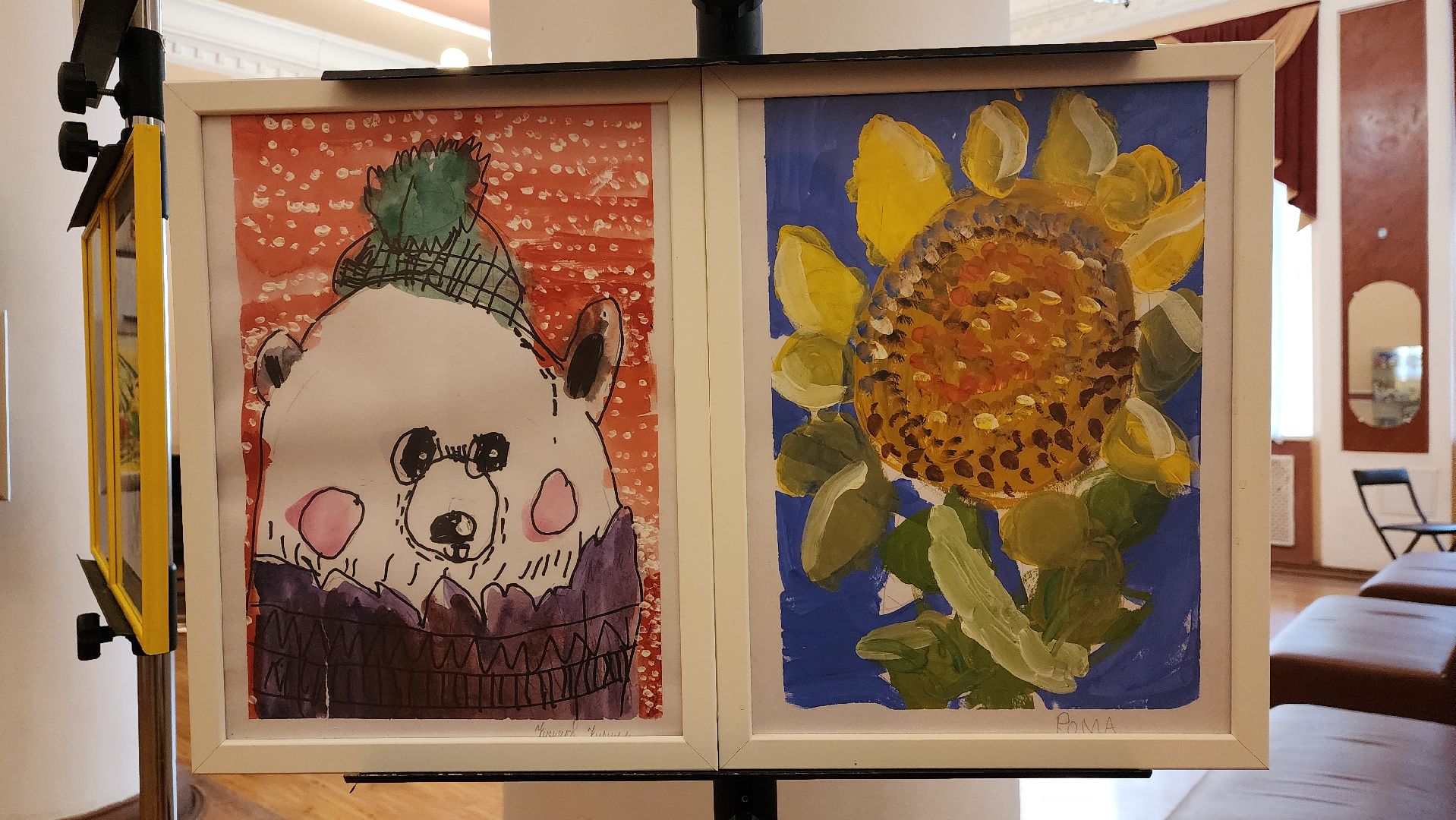 вертикалки, пушкино, детские рисунки, экспозиция, дети с овз, картины, благотворительная выставка,общественная организация,