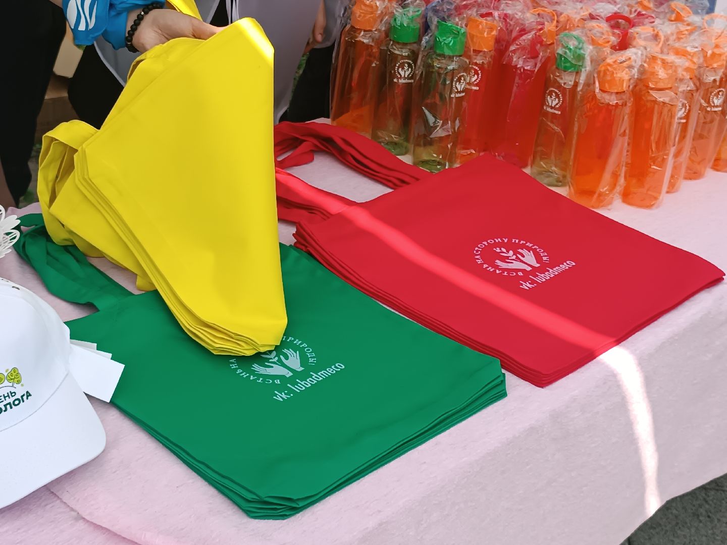 люберцы, день эколога, малаховское озеро, парк, досуг детей, праздник, марафон зеленых дел, экосистема, движение экосистема,