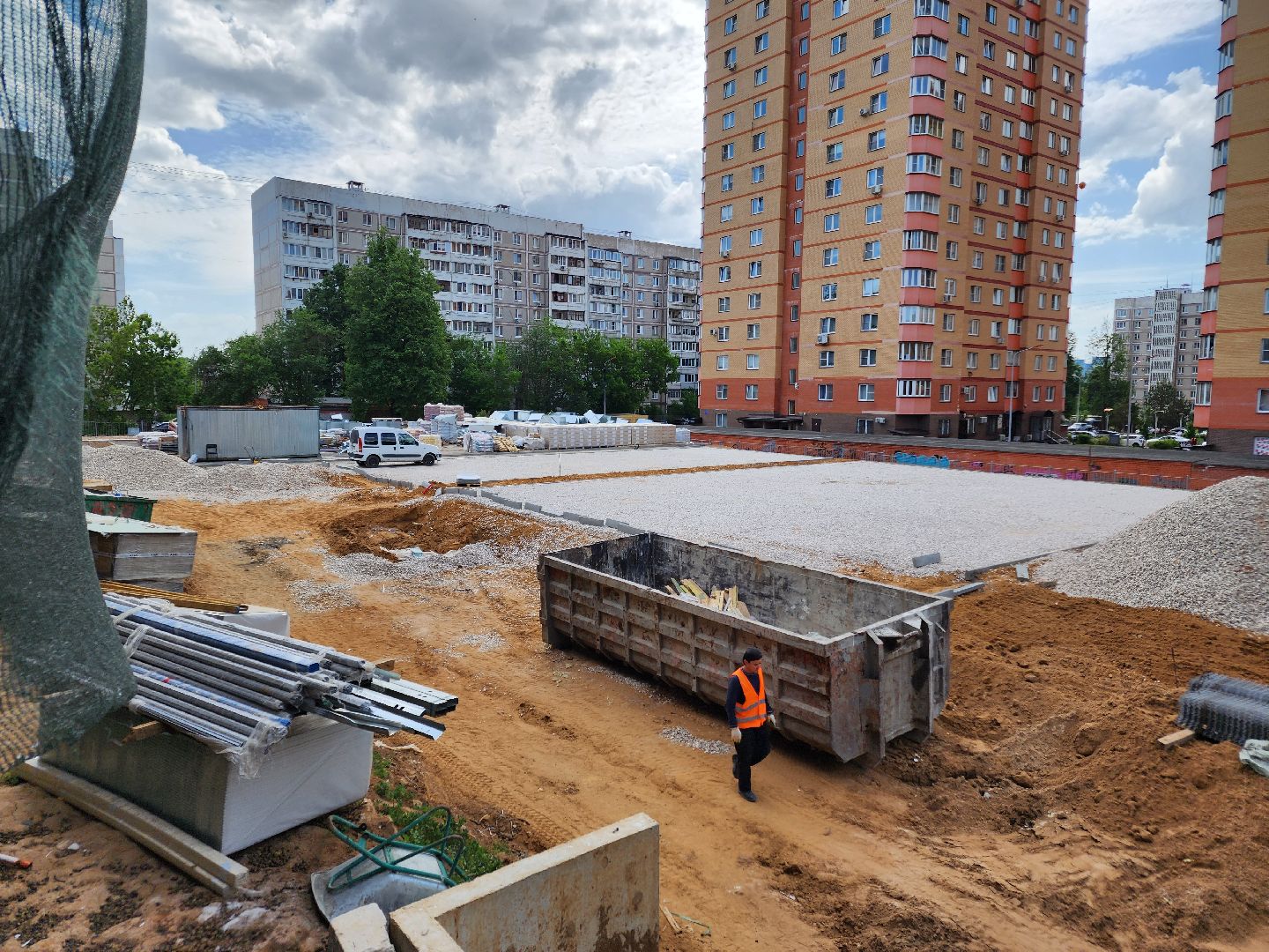 чехов, улица лопасненская, школа 3, пристройка к школе, строительство, реконструкция, спортивный зал, актовый зал, внутренняя отделка, система вентиляции, витражи, оконные блоки, воздуховоды,